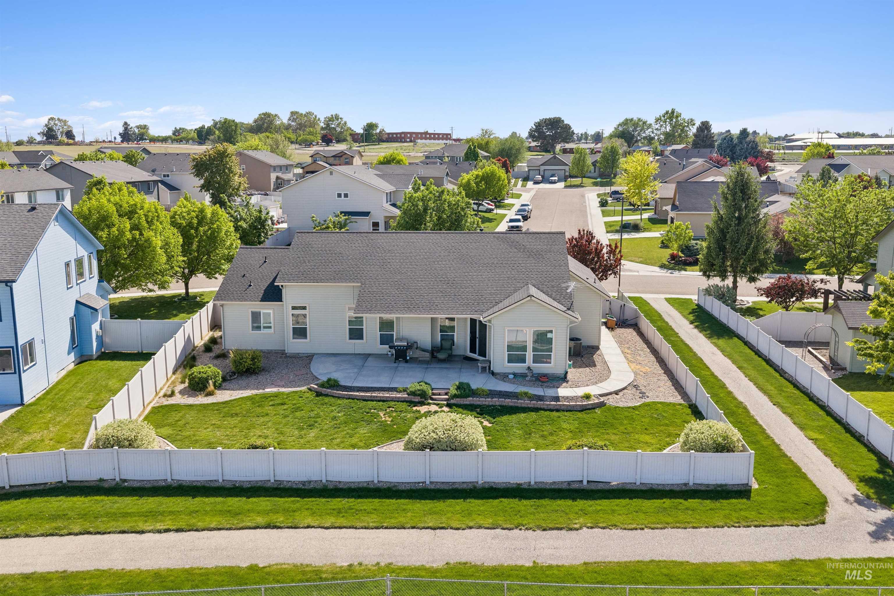 16376 Dietz Way, Caldwell, Idaho 83607, 4 Bedrooms, 2 Bathrooms, Residential For Sale, Price $379,900,MLS 98985717