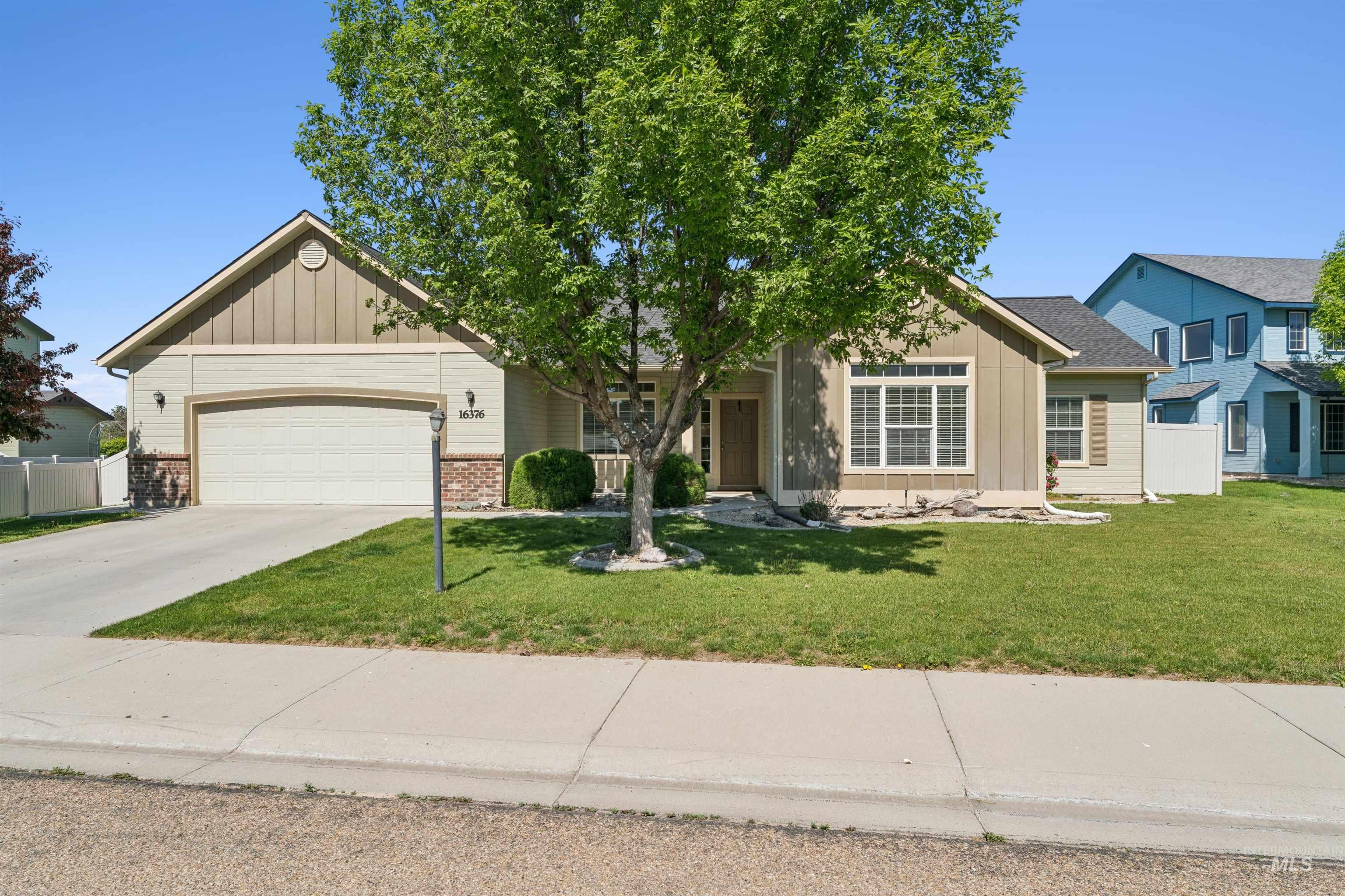 16376 Dietz Way, Caldwell, Idaho 83607, 4 Bedrooms, 2 Bathrooms, Residential For Sale, Price $379,900,MLS 98985717