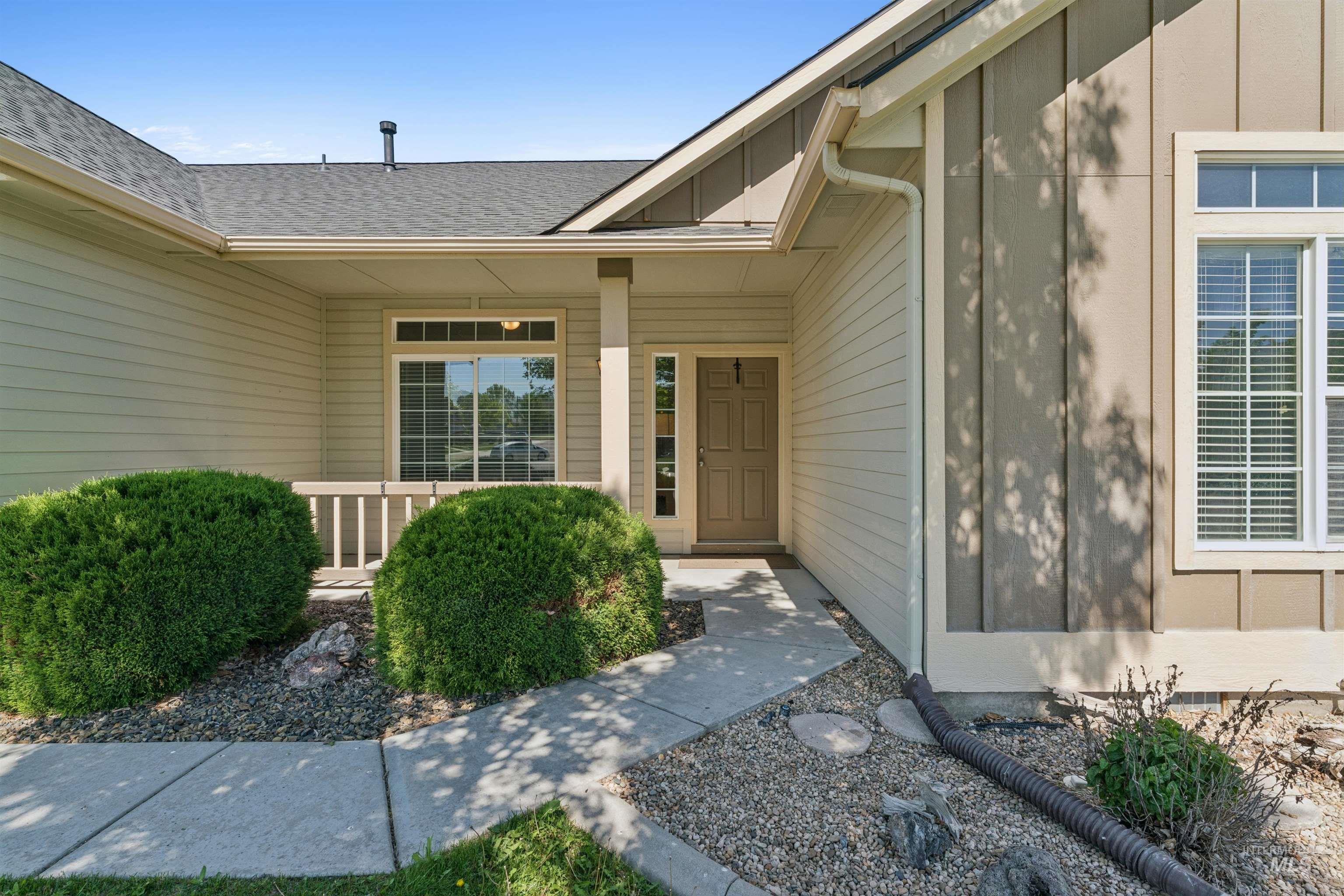 16376 Dietz Way, Caldwell, Idaho 83607, 4 Bedrooms, 2 Bathrooms, Residential For Sale, Price $379,900,MLS 98985717