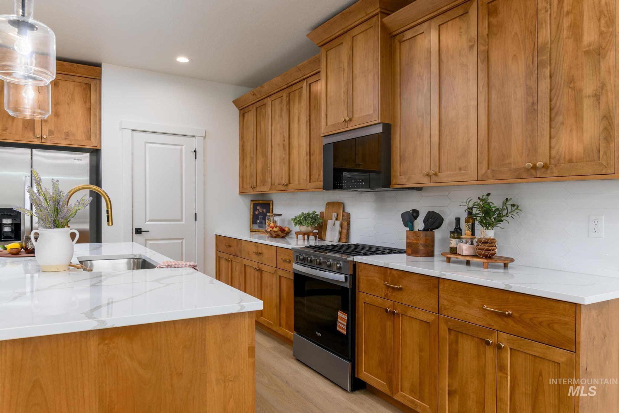 8699 S Copperdale Ave, Kuna, Idaho 83634, 3 Bedrooms, 2 Bathrooms, Residential For Sale, Price $489,000,MLS 98985727