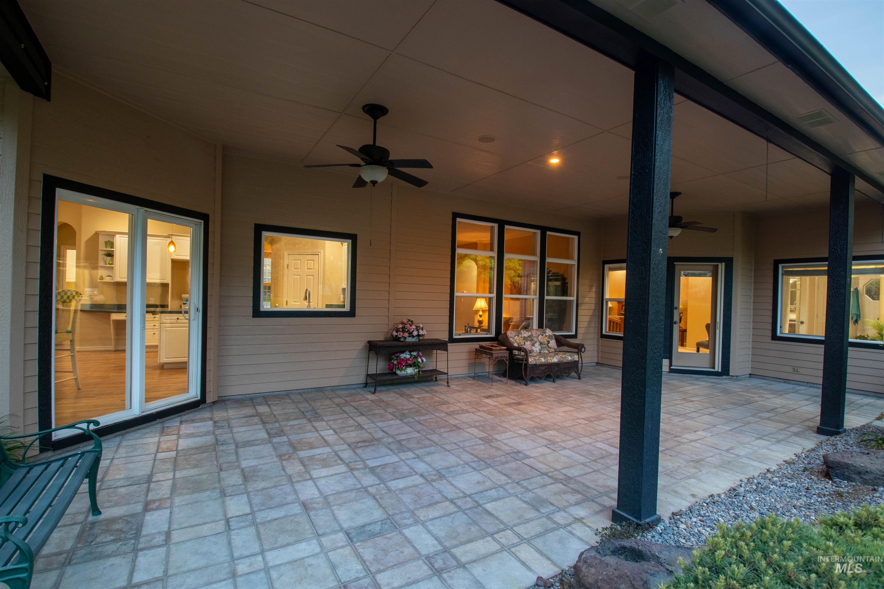 5026 N Greyloch Way, Boise, Idaho 83704, 3 Bedrooms, 2.5 Bathrooms, Residential For Sale, Price $749,900,MLS 98985728