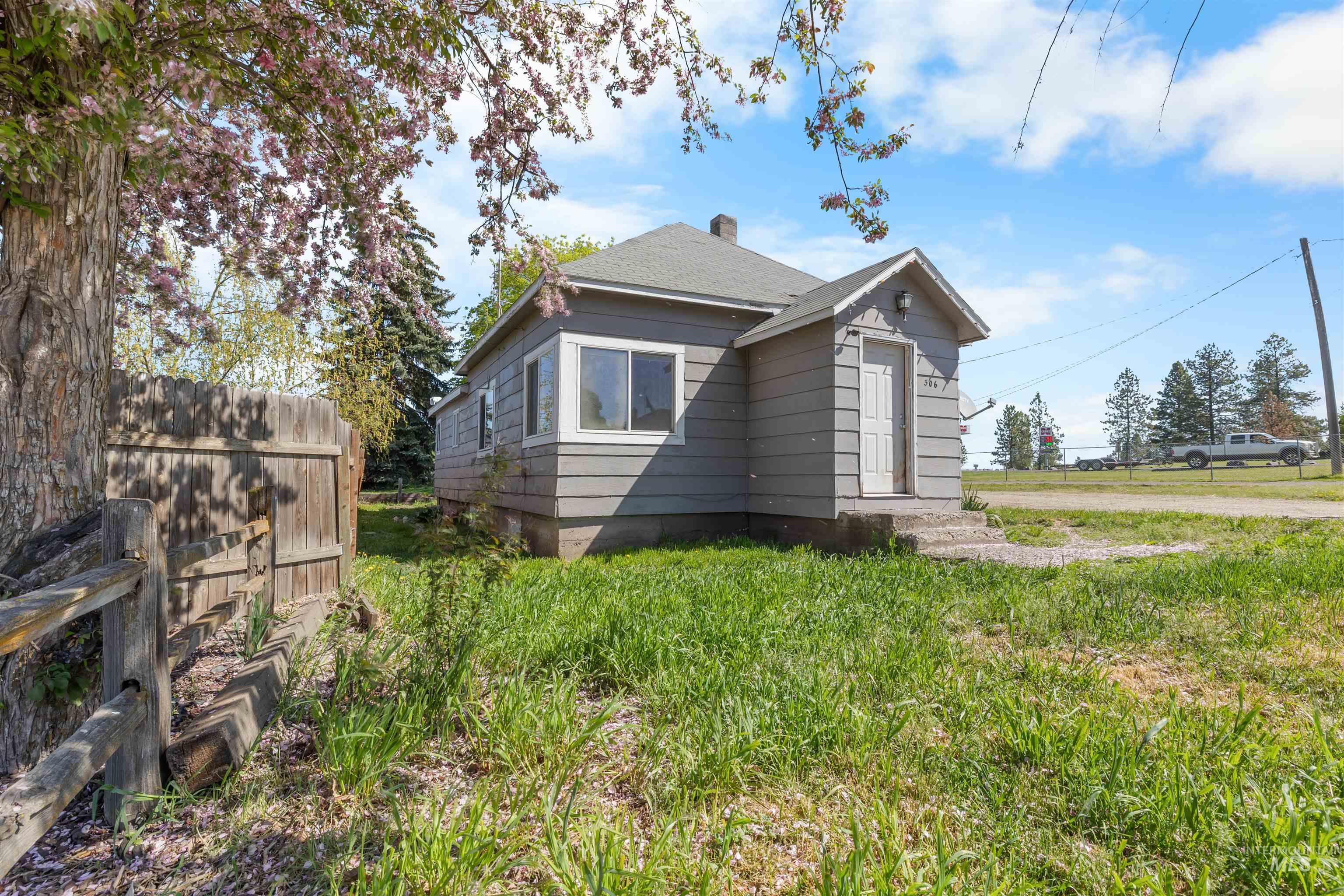 306 Foster Ave, CottonWood, Idaho 83522, 3 Bedrooms, 1 Bathroom, Residential For Sale, Price $224,900,MLS 98985729