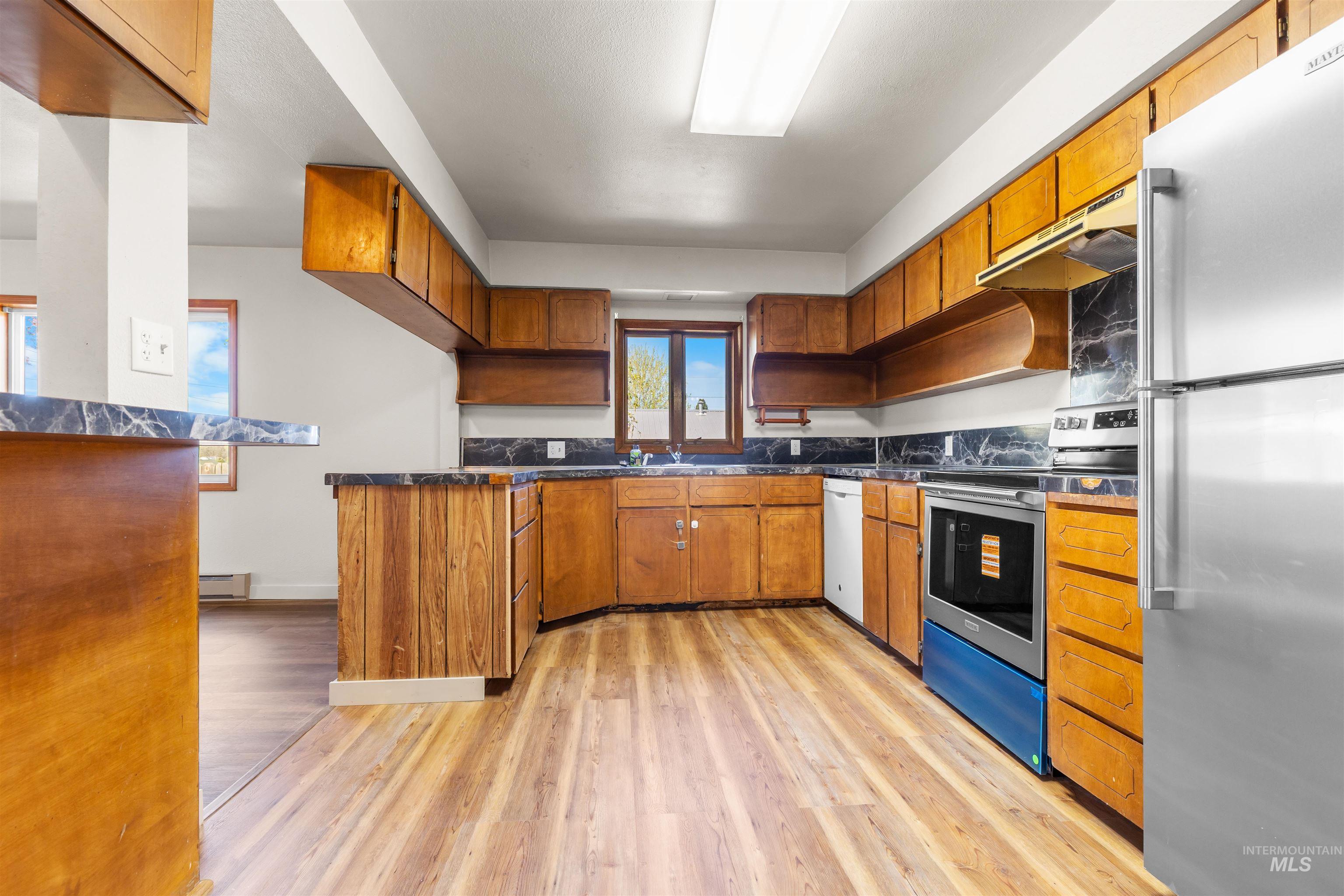306 Foster Ave, CottonWood, Idaho 83522, 3 Bedrooms, 1 Bathroom, Residential For Sale, Price $224,900,MLS 98985729
