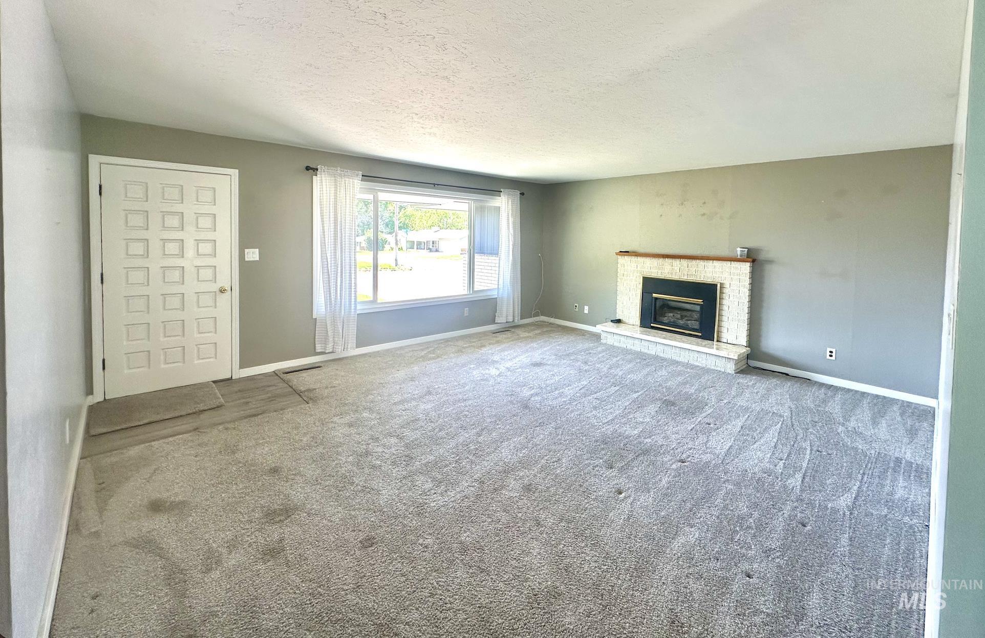 144 Lloyd Ave, Weiser, Idaho 83672, 3 Bedrooms, 2 Bathrooms, Residential For Sale, Price $339,500,MLS 98985731