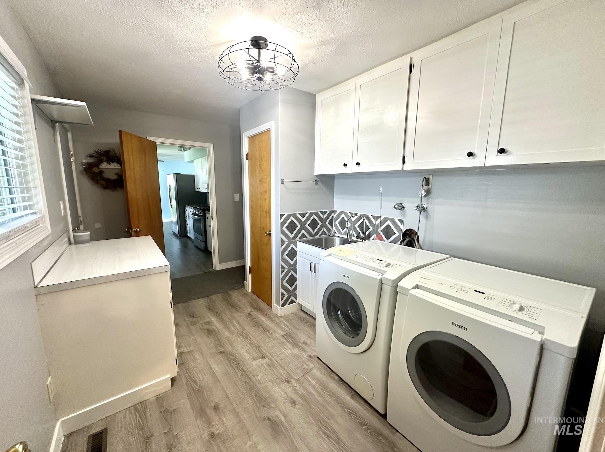 144 Lloyd Ave, Weiser, Idaho 83672, 3 Bedrooms, 2 Bathrooms, Residential For Sale, Price $339,500,MLS 98985731
