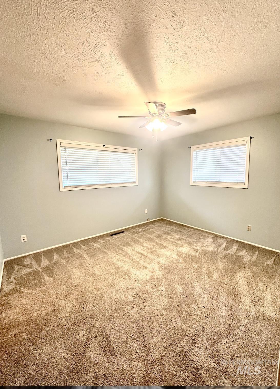 144 Lloyd Ave, Weiser, Idaho 83672, 3 Bedrooms, 2 Bathrooms, Residential For Sale, Price $339,500,MLS 98985731