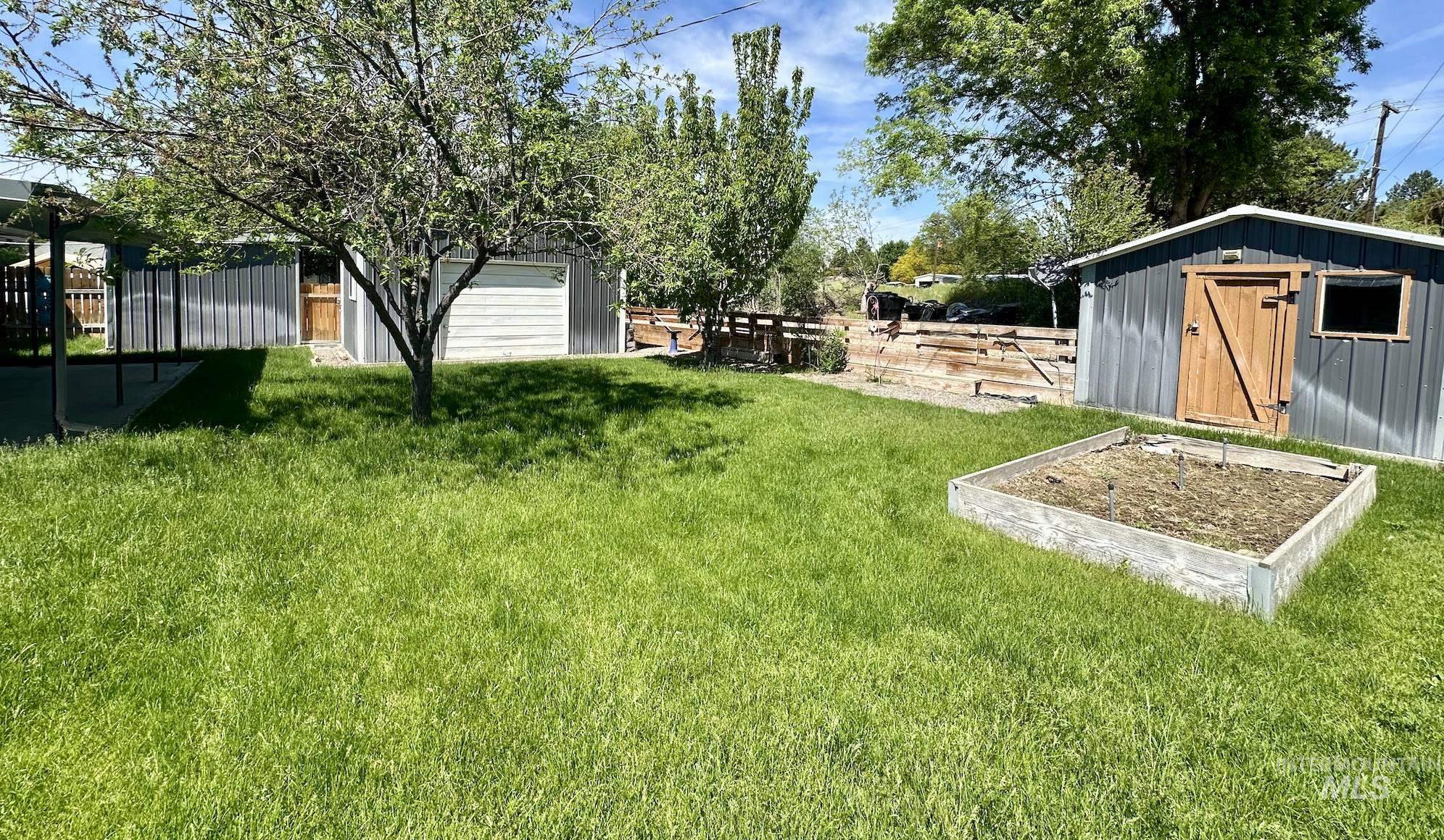 144 Lloyd Ave, Weiser, Idaho 83672, 3 Bedrooms, 2 Bathrooms, Residential For Sale, Price $339,500,MLS 98985731