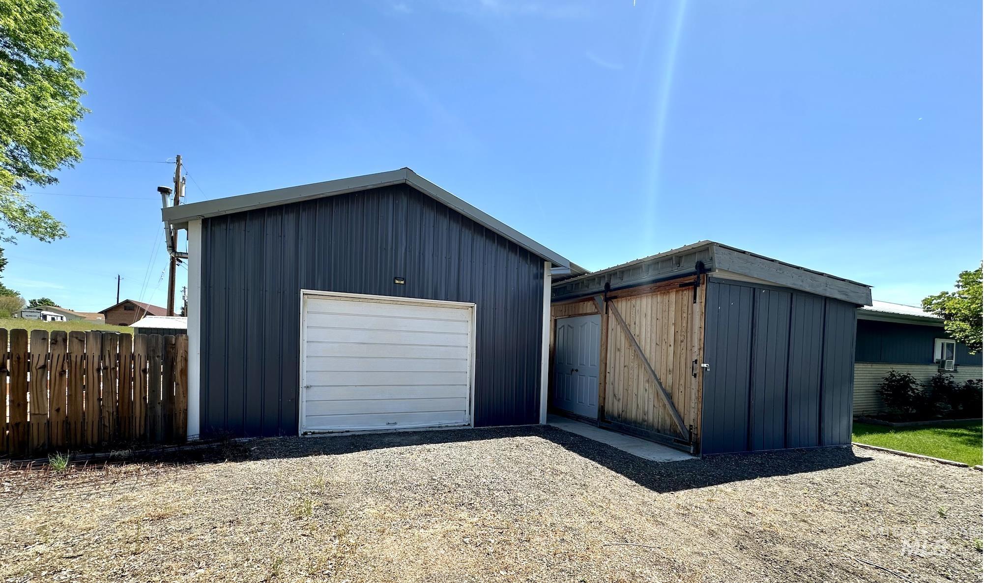 144 Lloyd Ave, Weiser, Idaho 83672, 3 Bedrooms, 2 Bathrooms, Residential For Sale, Price $339,500,MLS 98985731
