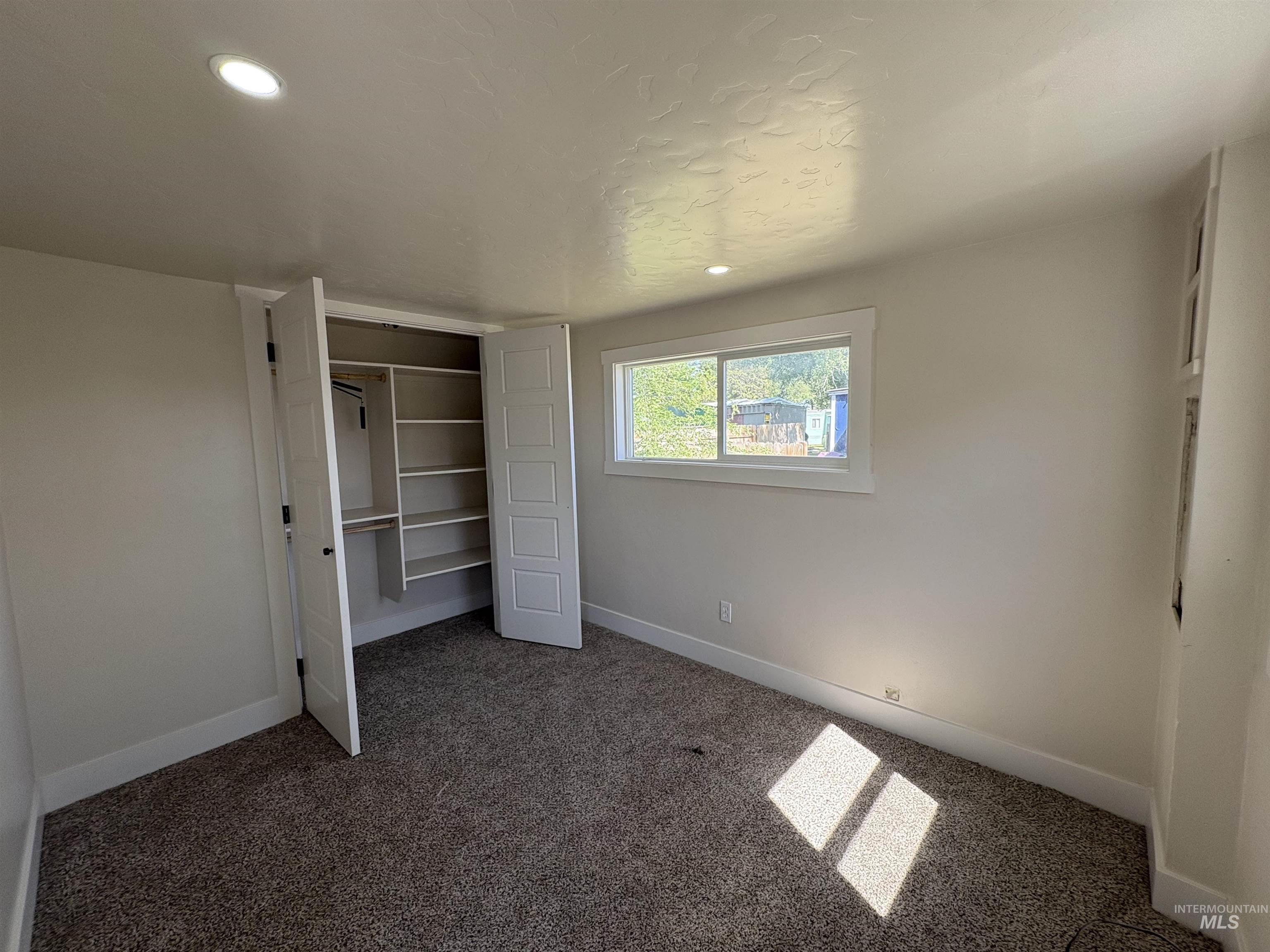 401 S Main St, Homedale, Idaho 83628, 2 Bedrooms, 1 Bathroom, Residential For Sale, Price $65,000,MLS 98985733