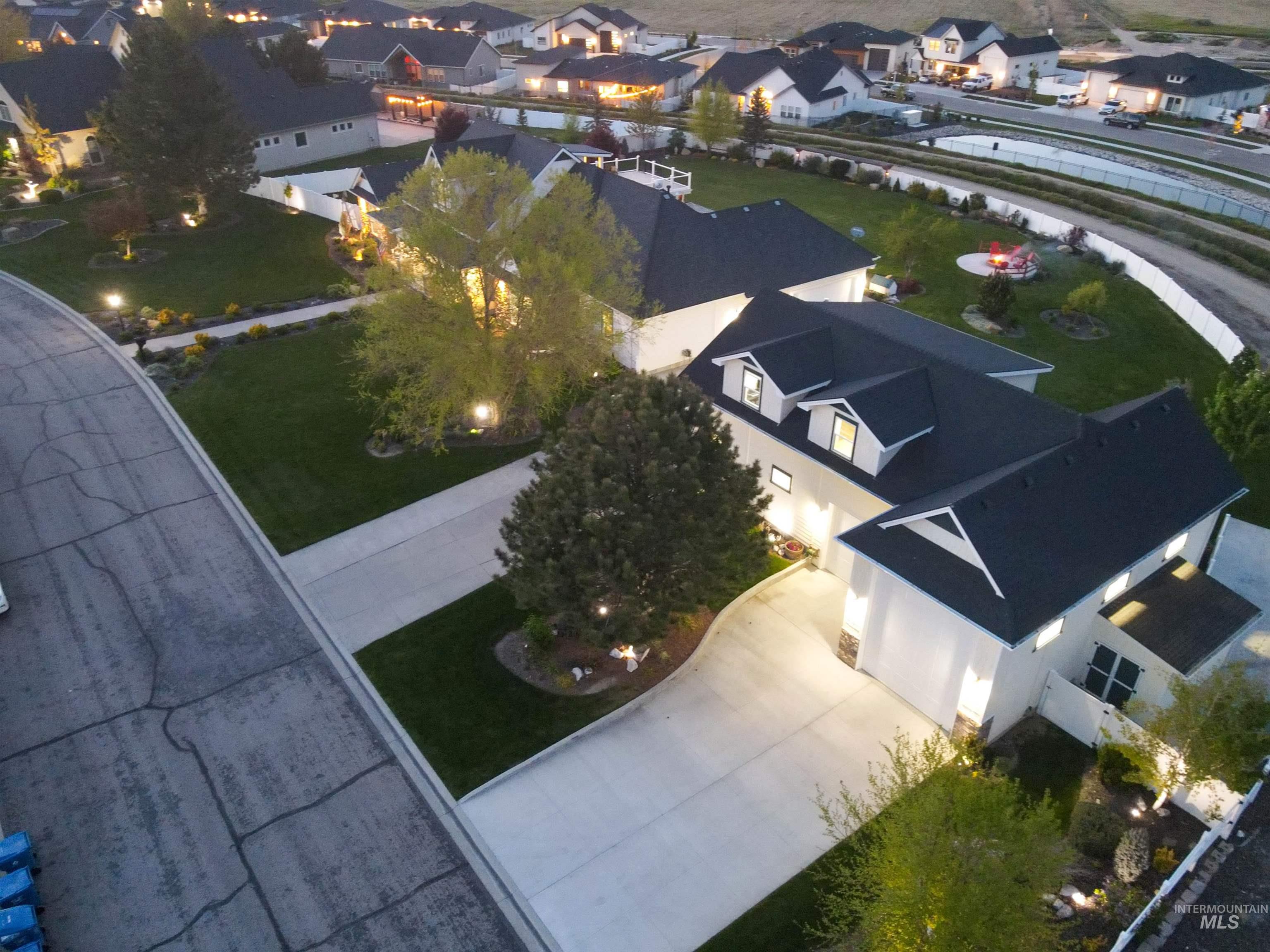 414 E Shafer View Dr, Meridian, Idaho 83642, 4 Bedrooms, 4.5 Bathrooms, Residential For Sale, Price $1,850,000,MLS 98985736