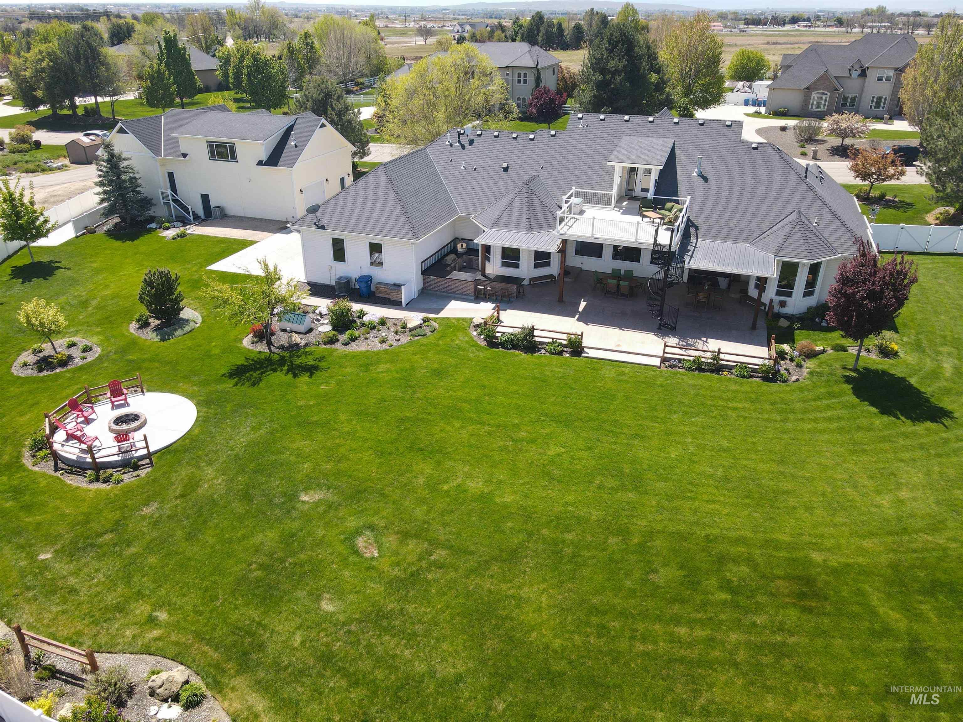414 E Shafer View Dr, Meridian, Idaho 83642, 4 Bedrooms, 4.5 Bathrooms, Residential For Sale, Price $1,850,000,MLS 98985736