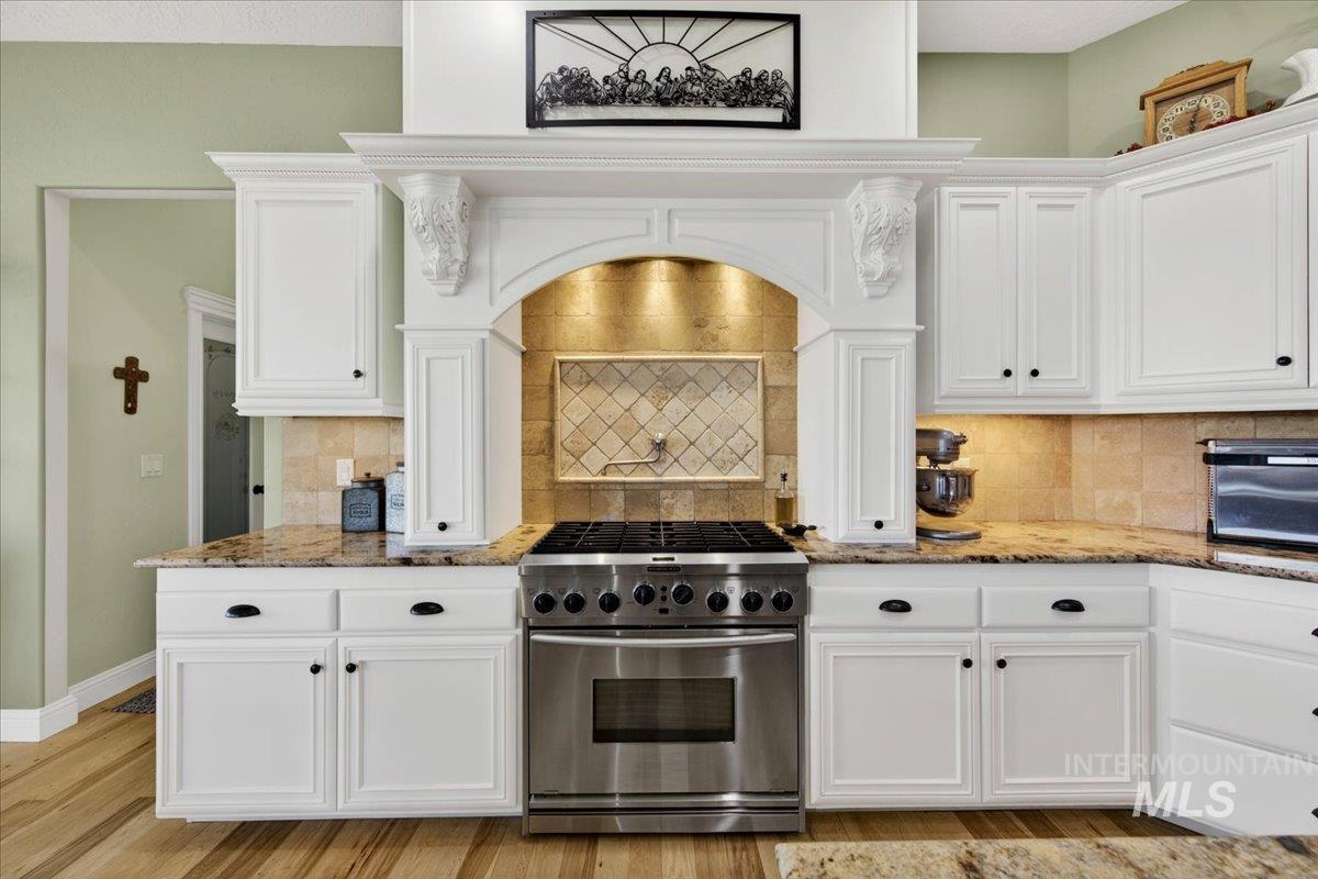 414 E Shafer View Dr, Meridian, Idaho 83642, 4 Bedrooms, 4.5 Bathrooms, Residential For Sale, Price $1,850,000,MLS 98985736