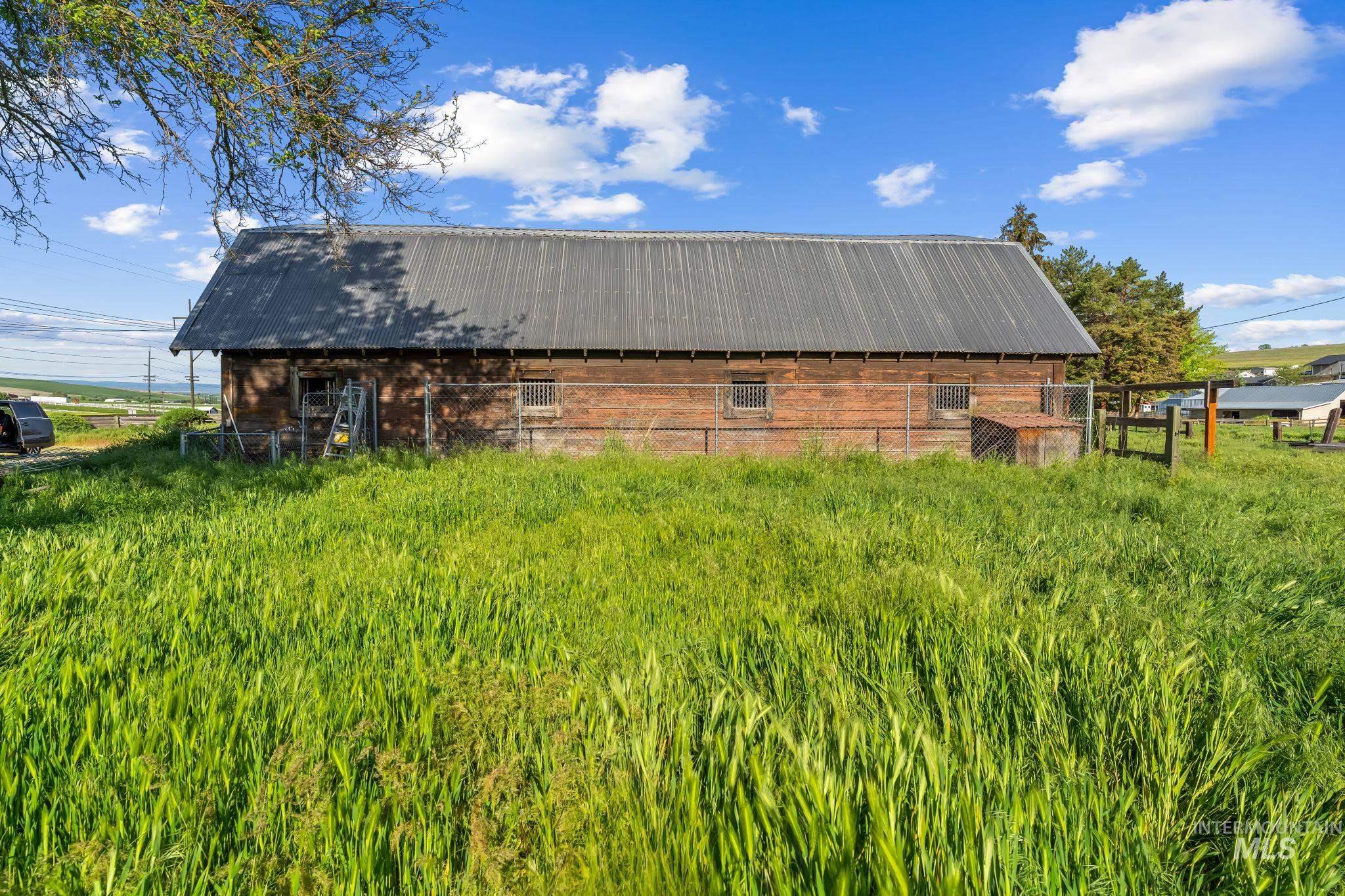 1963 Tammany Creek Rd, Lewiston, Idaho 83501, 4 Bedrooms, 2 Bathrooms, Residential For Sale, Price $330,000,MLS 98985738