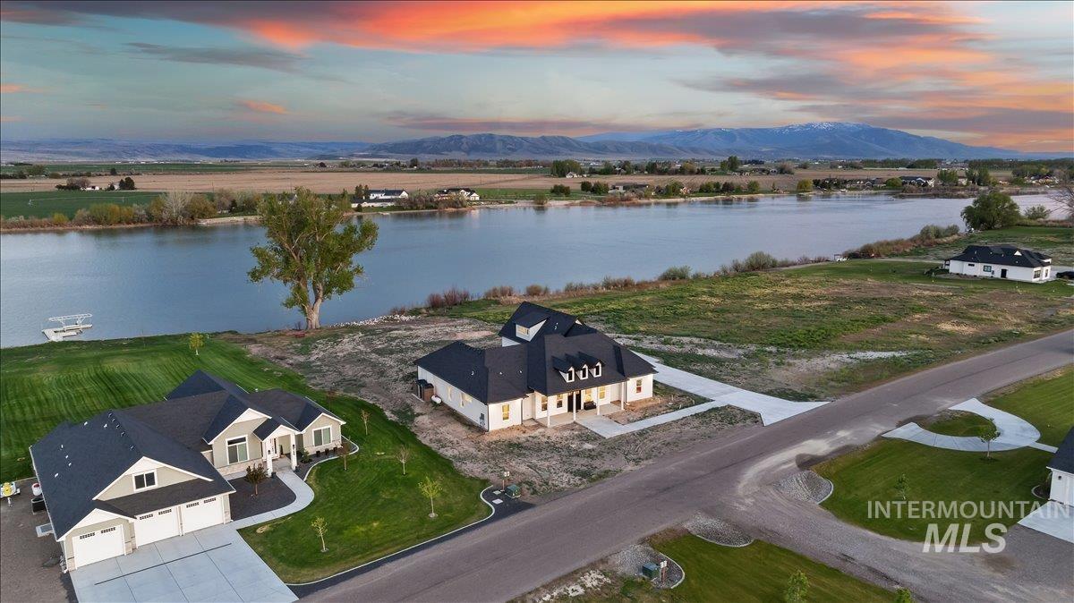 162 S 250 LN, Rupert, Idaho 83350, 4 Bedrooms, 3 Bathrooms, Residential For Sale, Price $1,500,000,MLS 98985740