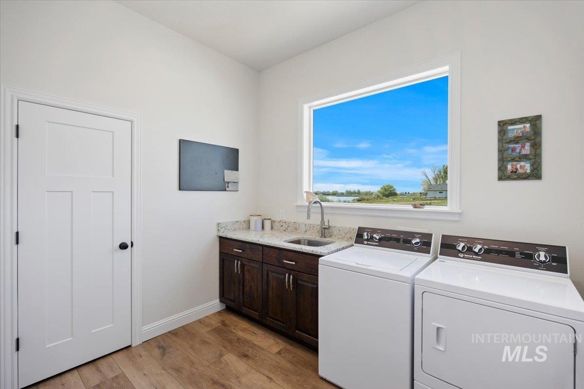 162 S 250 LN, Rupert, Idaho 83350, 4 Bedrooms, 3 Bathrooms, Residential For Sale, Price $1,500,000,MLS 98985740
