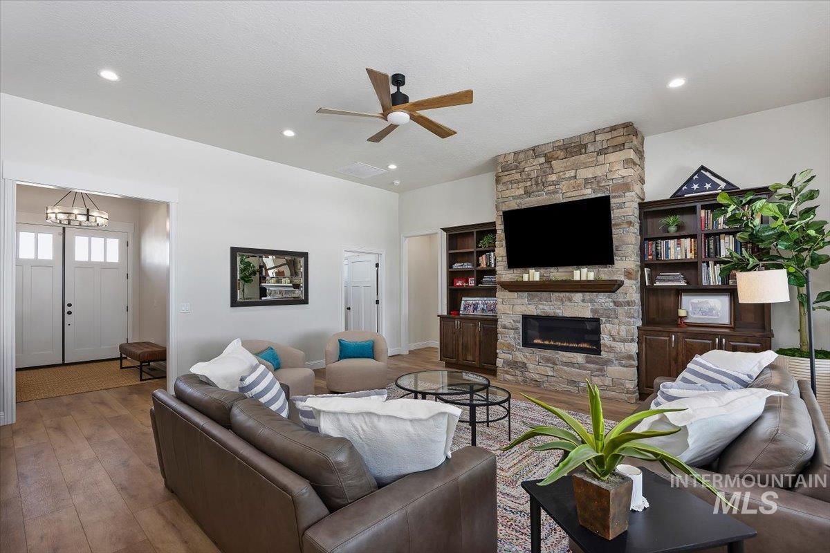162 S 250 LN, Rupert, Idaho 83350, 4 Bedrooms, 3 Bathrooms, Residential For Sale, Price $1,500,000,MLS 98985740