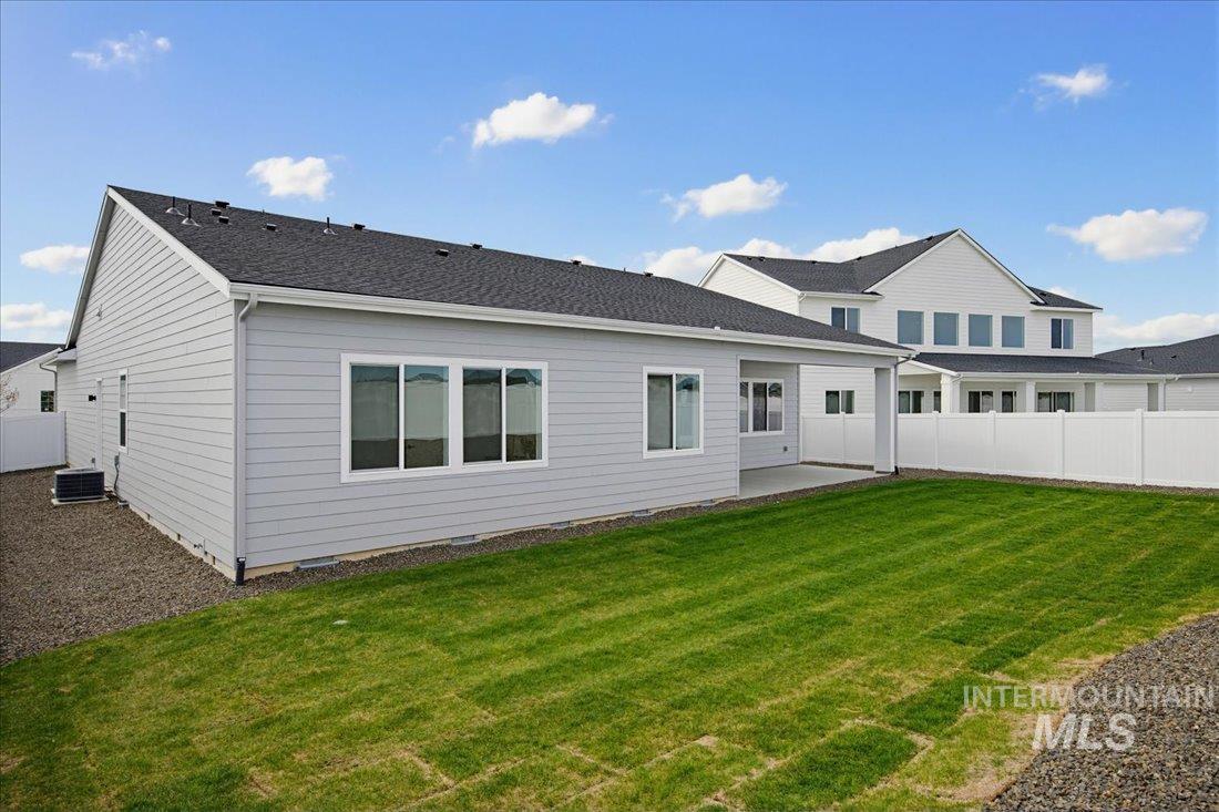 1156 W Switchgrass Dr, Meridian, Idaho 83642, 4 Bedrooms, 3 Bathrooms, Residential For Sale, Price $689,000,MLS 98985742