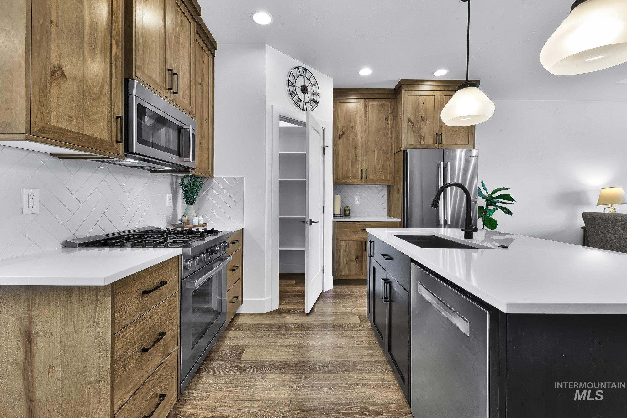 4096 N Heritage View Ave, Meridian, Idaho 83646, 2 Bedrooms, 2 Bathrooms, Residential For Sale, Price $447,000,MLS 98985744