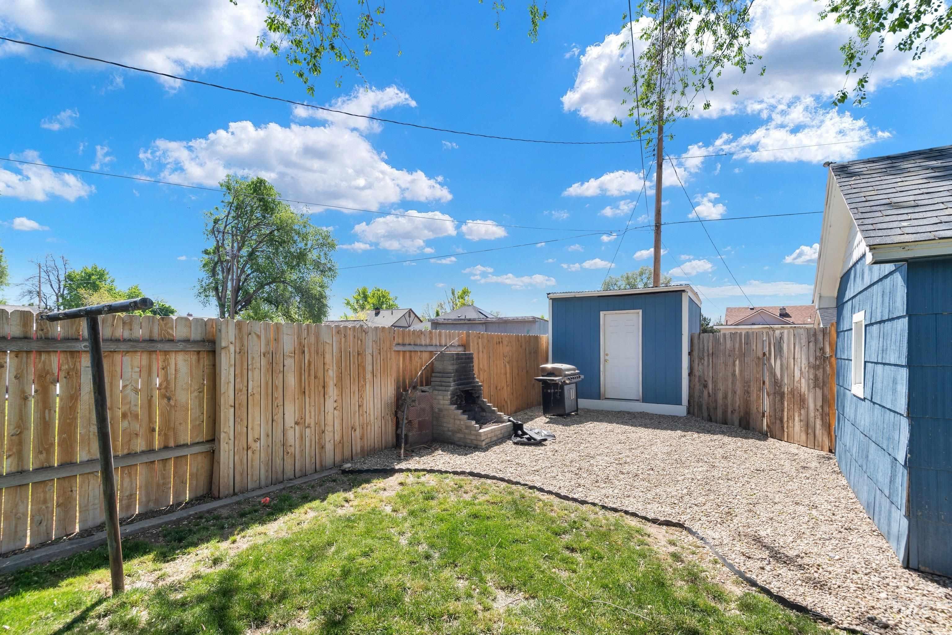 147 W Blaine Avenue, Nampa, Idaho 83651, 4 Bedrooms, 3 Bathrooms, Residential For Sale, Price $339,999,MLS 98985749