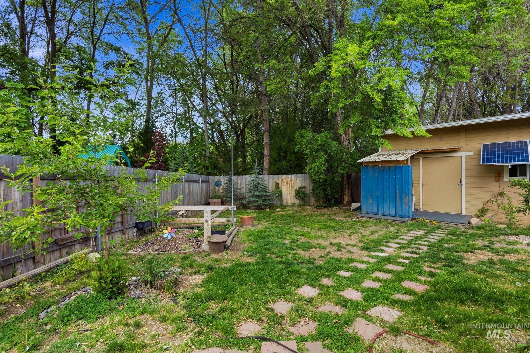 3040 W Hester St, Boise, Idaho 83702, 3 Bedrooms, 1 Bathroom, Residential For Sale, Price $525,000,MLS 98985752