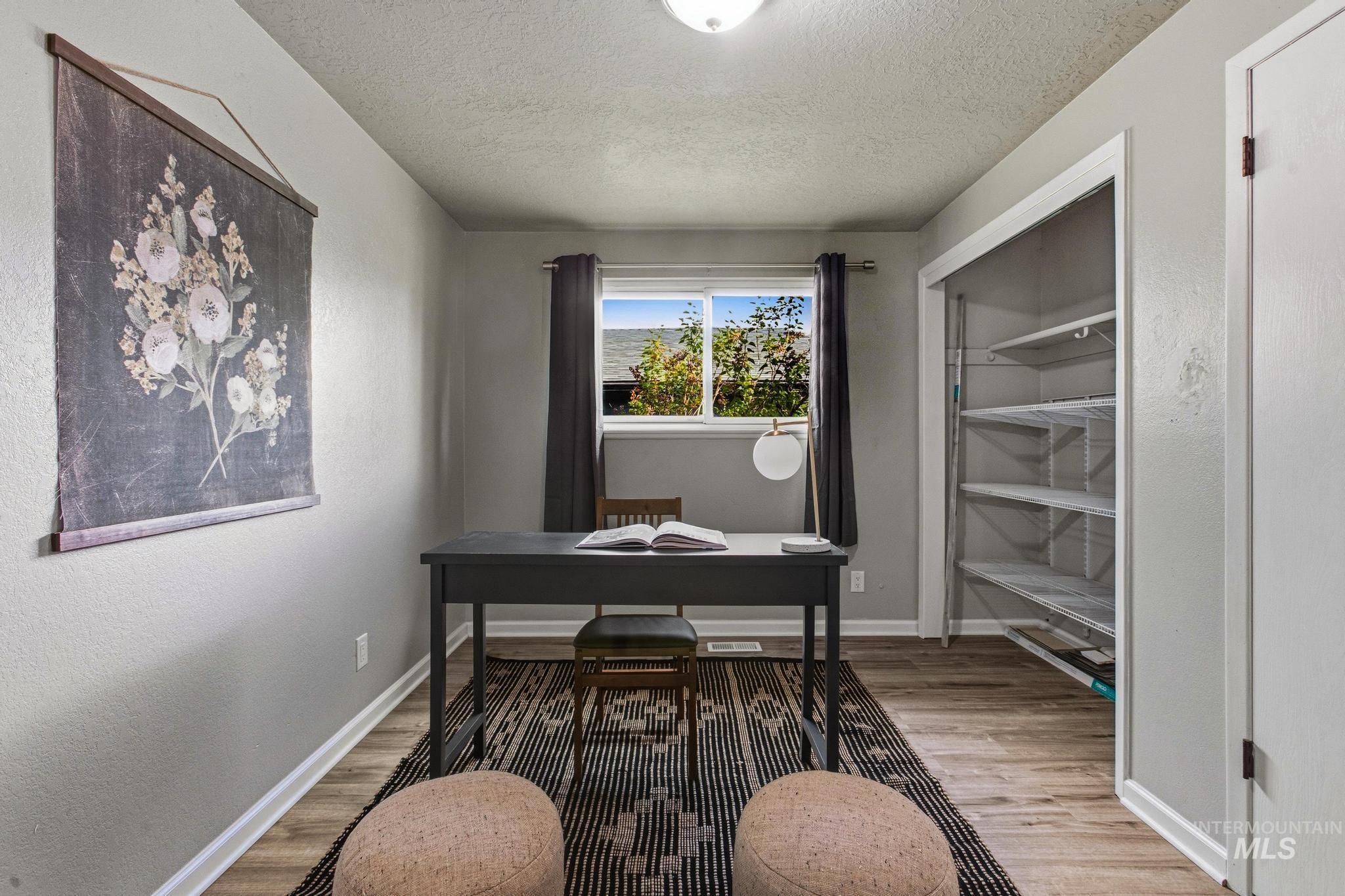 3040 W Hester St, Boise, Idaho 83702, 3 Bedrooms, 1 Bathroom, Residential For Sale, Price $525,000,MLS 98985752