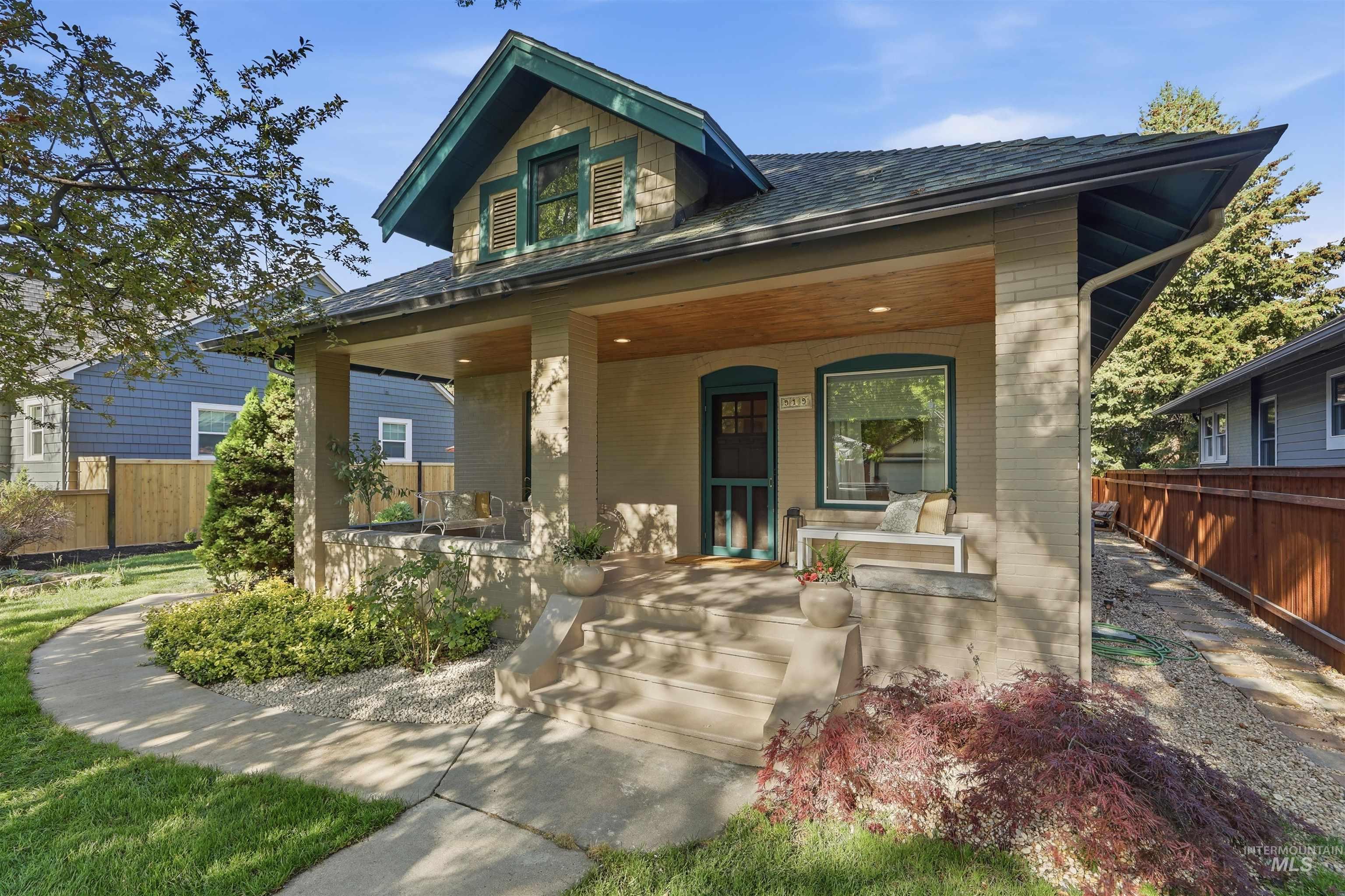 919 N 6th, Boise, Idaho 83702, 3 Bedrooms, 2.5 Bathrooms, Residential For Sale, Price $1,200,000, 98985753