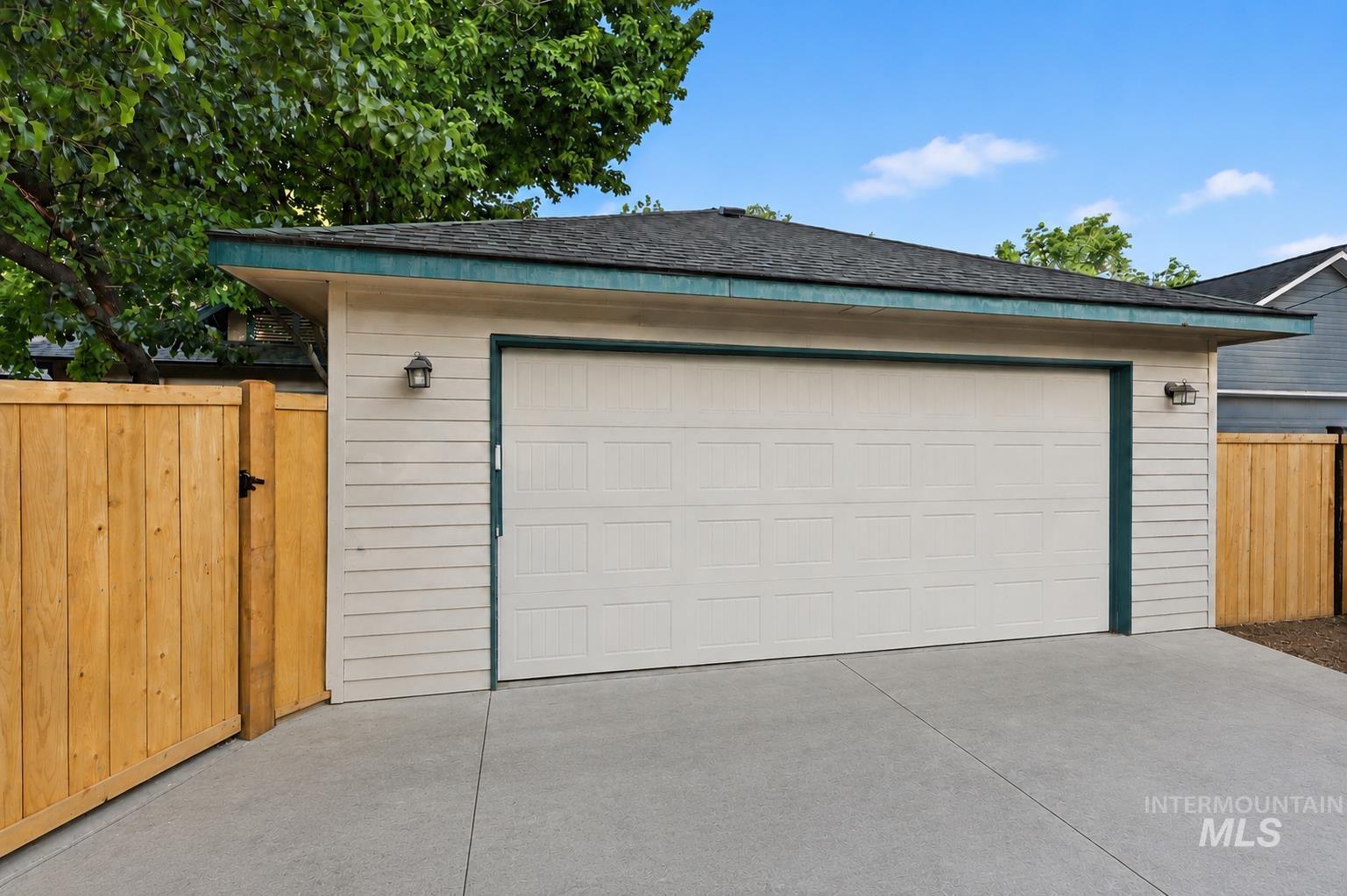 919 N 6th St, Boise, Idaho 83702, 3 Bedrooms, 2.5 Bathrooms, Residential For Sale, Price $1,200,000, 98985753