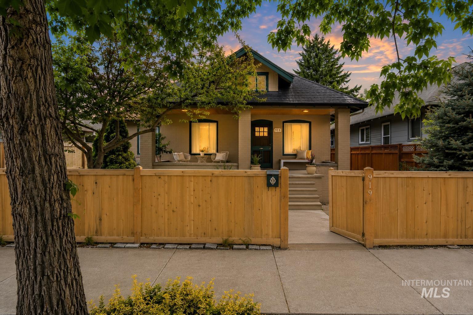 919 N 6th St, Boise, Idaho 83702, 3 Bedrooms, 2.5 Bathrooms, Residential For Sale, Price $1,200,000, 98985753