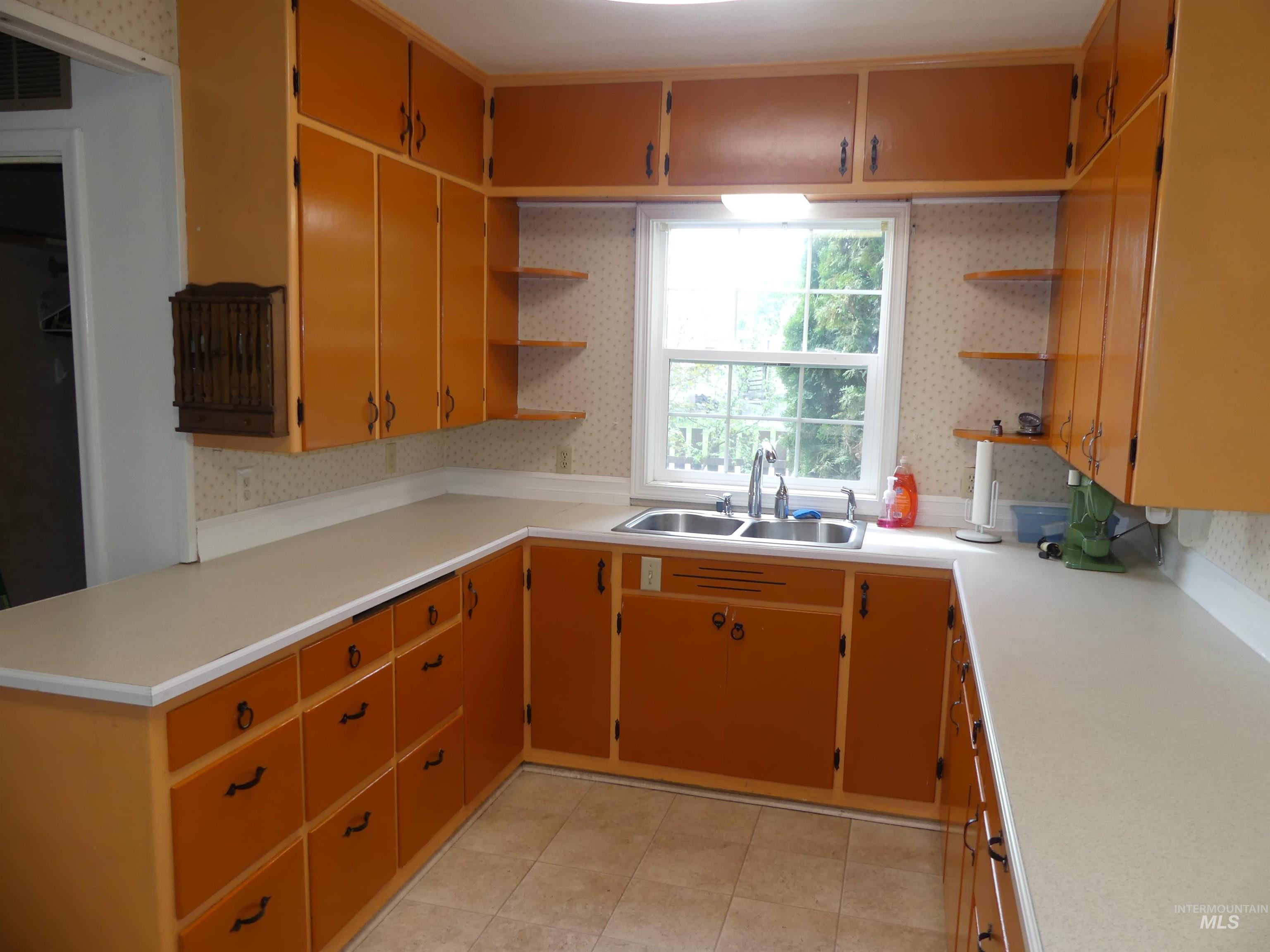 207 E 1 St Ave, Weippe, Idaho 83553, 4 Bedrooms, 2 Bathrooms, Residential For Sale, Price $265,000,MLS 98985754