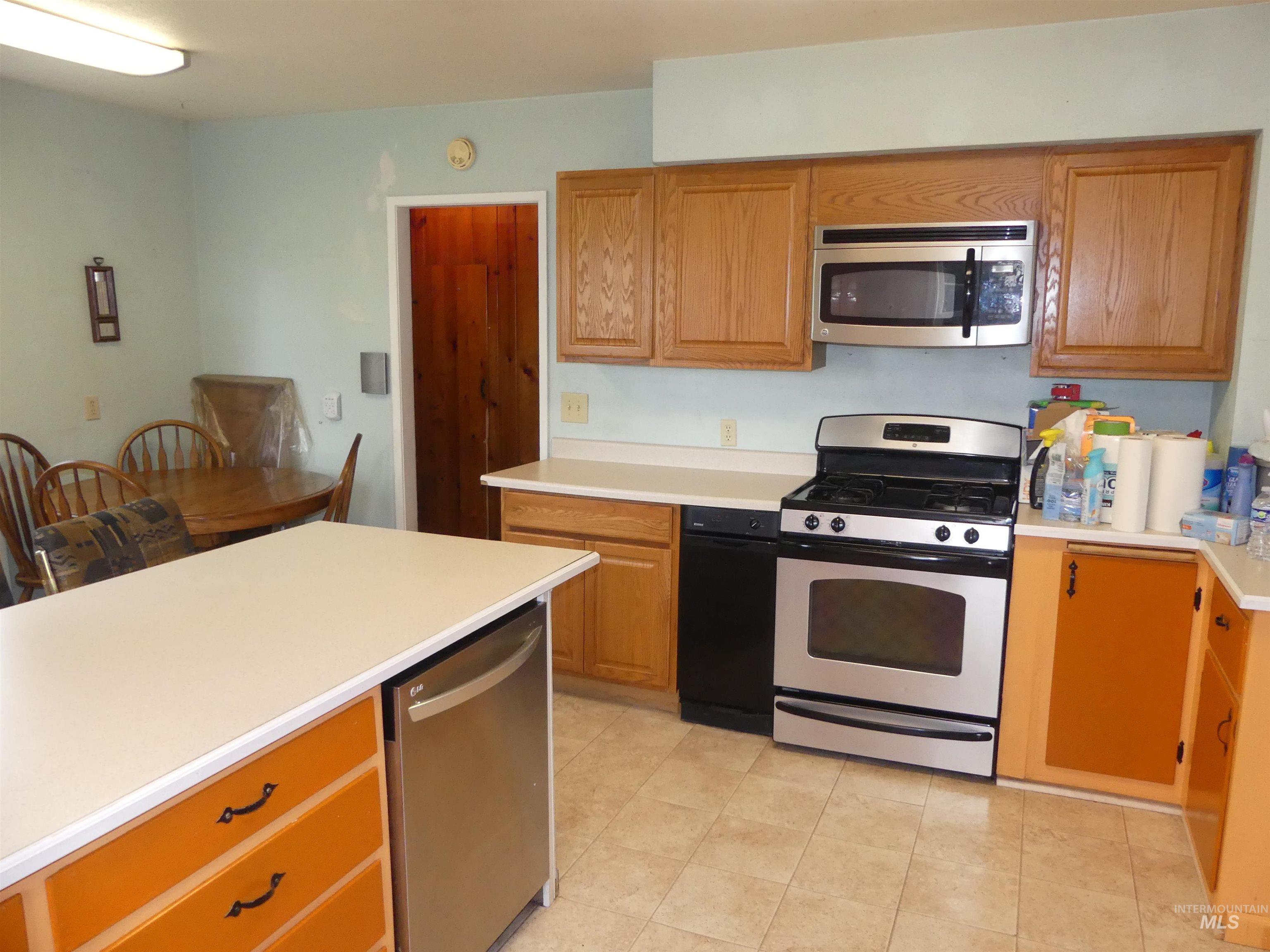 207 E 1 St Ave, Weippe, Idaho 83553, 4 Bedrooms, 2 Bathrooms, Residential For Sale, Price $265,000,MLS 98985754