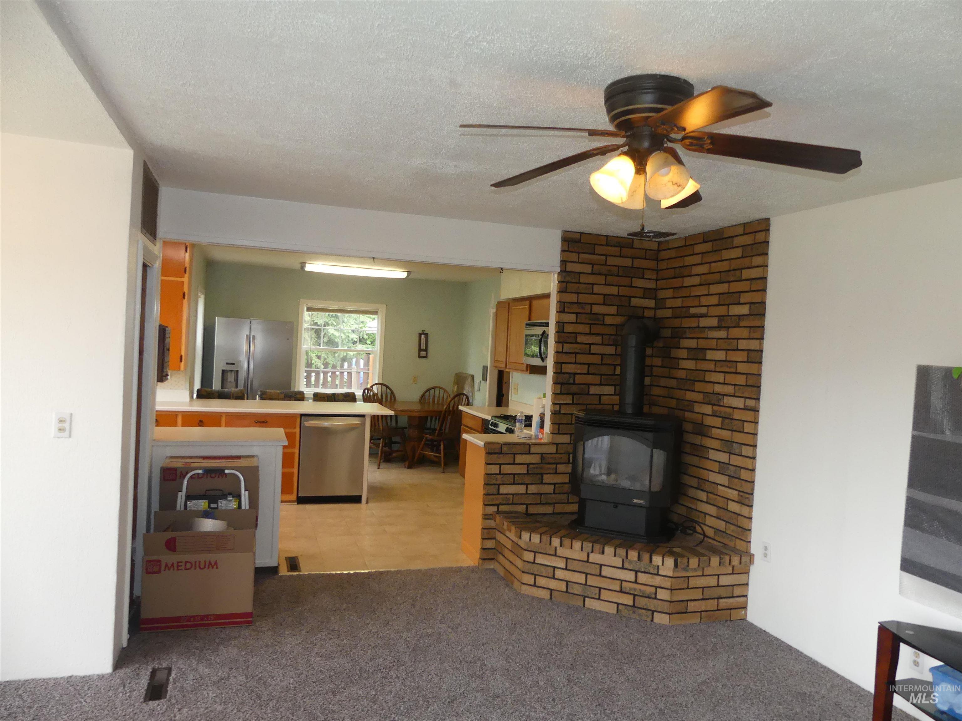 207 E 1 St Ave, Weippe, Idaho 83553, 4 Bedrooms, 2 Bathrooms, Residential For Sale, Price $265,000,MLS 98985754