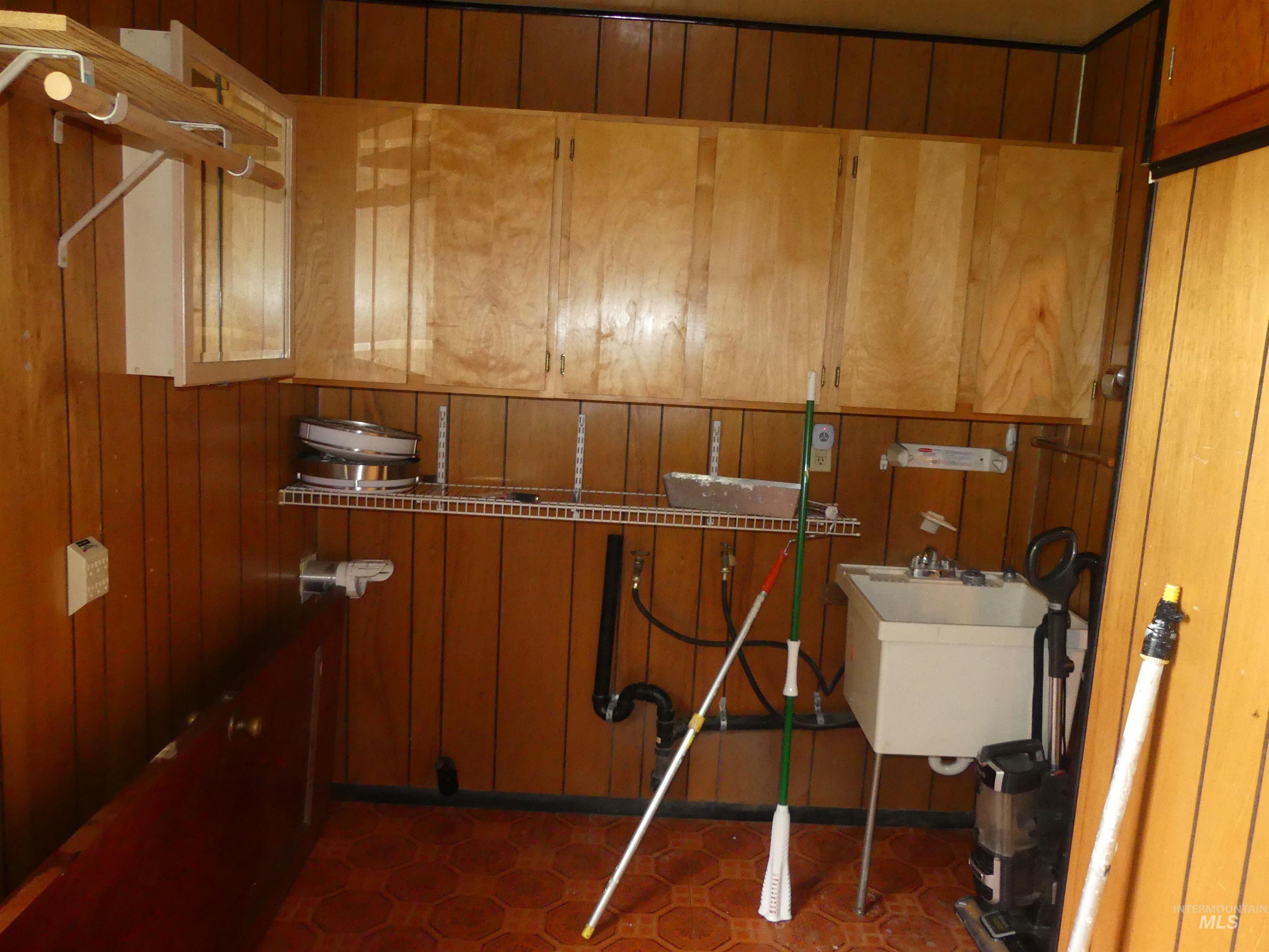 207 E 1 St Ave, Weippe, Idaho 83553, 4 Bedrooms, 2 Bathrooms, Residential For Sale, Price $265,000,MLS 98985754