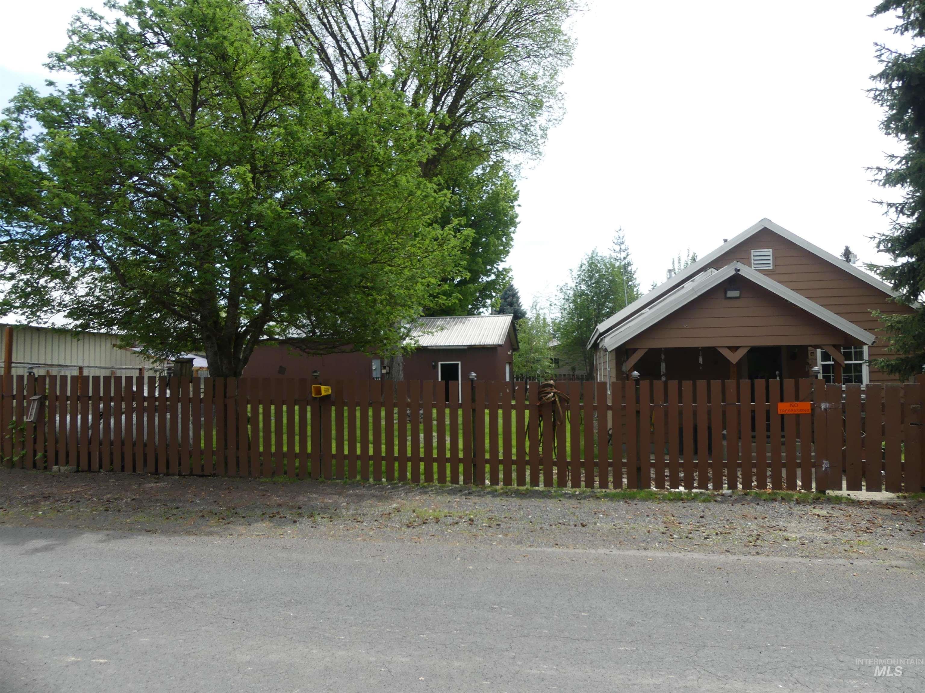 207 E 1 St Ave, Weippe, Idaho 83553, 4 Bedrooms, 2 Bathrooms, Residential For Sale, Price $265,000,MLS 98985754