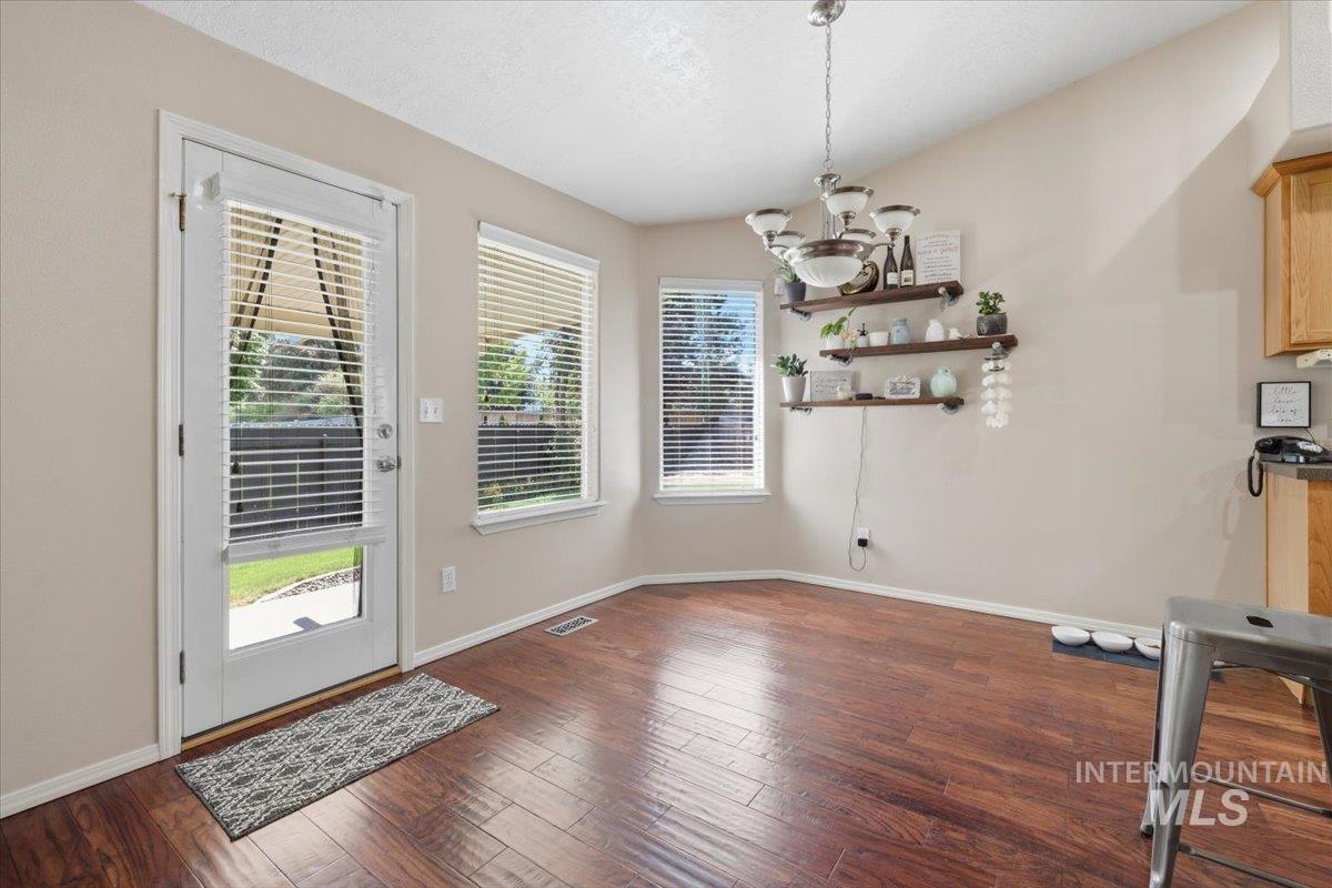 16846 N Gentry Dr, Nampa, Idaho 83687-4113, 3 Bedrooms, 2 Bathrooms, Residential For Sale, Price $379,000,MLS 98985755