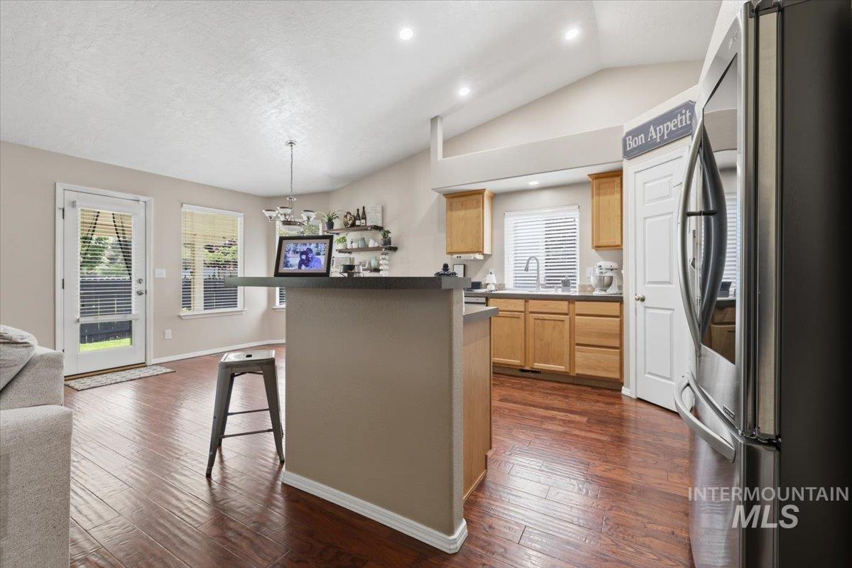 16846 N Gentry Dr, Nampa, Idaho 83687-4113, 3 Bedrooms, 2 Bathrooms, Residential For Sale, Price $379,000,MLS 98985755