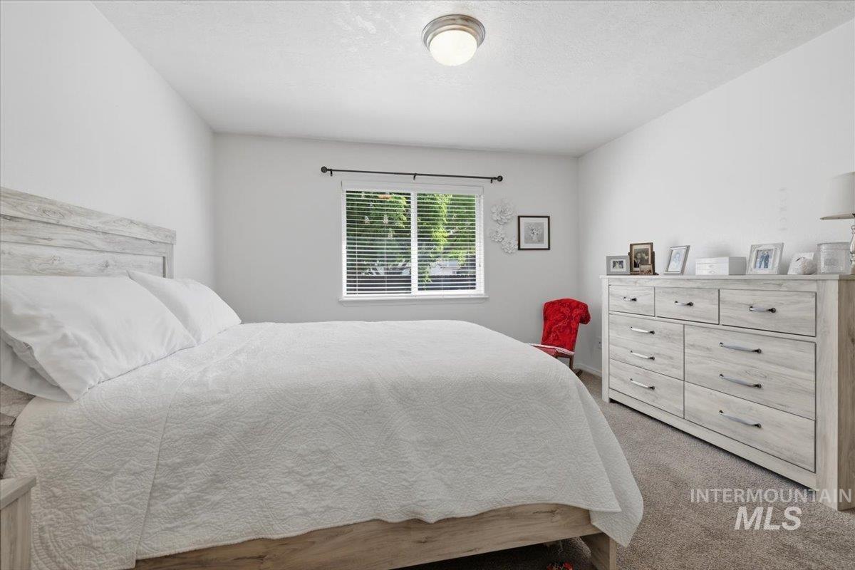 16846 N Gentry Dr, Nampa, Idaho 83687-4113, 3 Bedrooms, 2 Bathrooms, Residential For Sale, Price $379,000,MLS 98985755