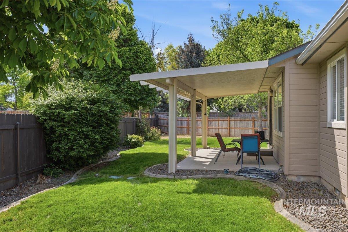 16846 N Gentry Dr, Nampa, Idaho 83687-4113, 3 Bedrooms, 2 Bathrooms, Residential For Sale, Price $379,000,MLS 98985755