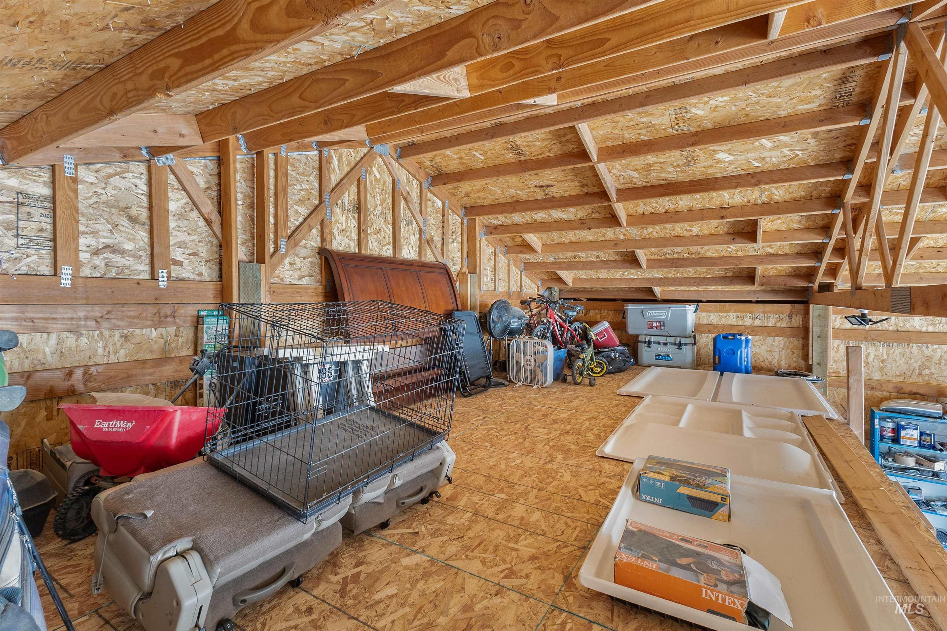 19876 Scotts Lane, Caldwell, Idaho 83607, 3 Bedrooms, 2.5 Bathrooms, Residential For Sale, Price $750,000,MLS 98985758