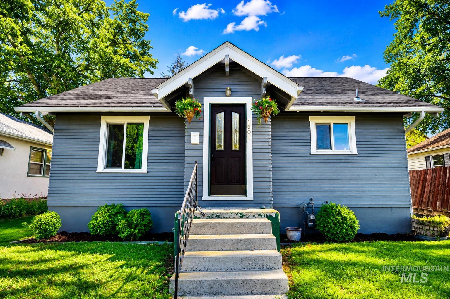 1606 13th ave., Lewiston, Idaho 83501, 3 Bedrooms, 2 Bathrooms, Residential For Sale, Price $329,777,MLS 98985760
