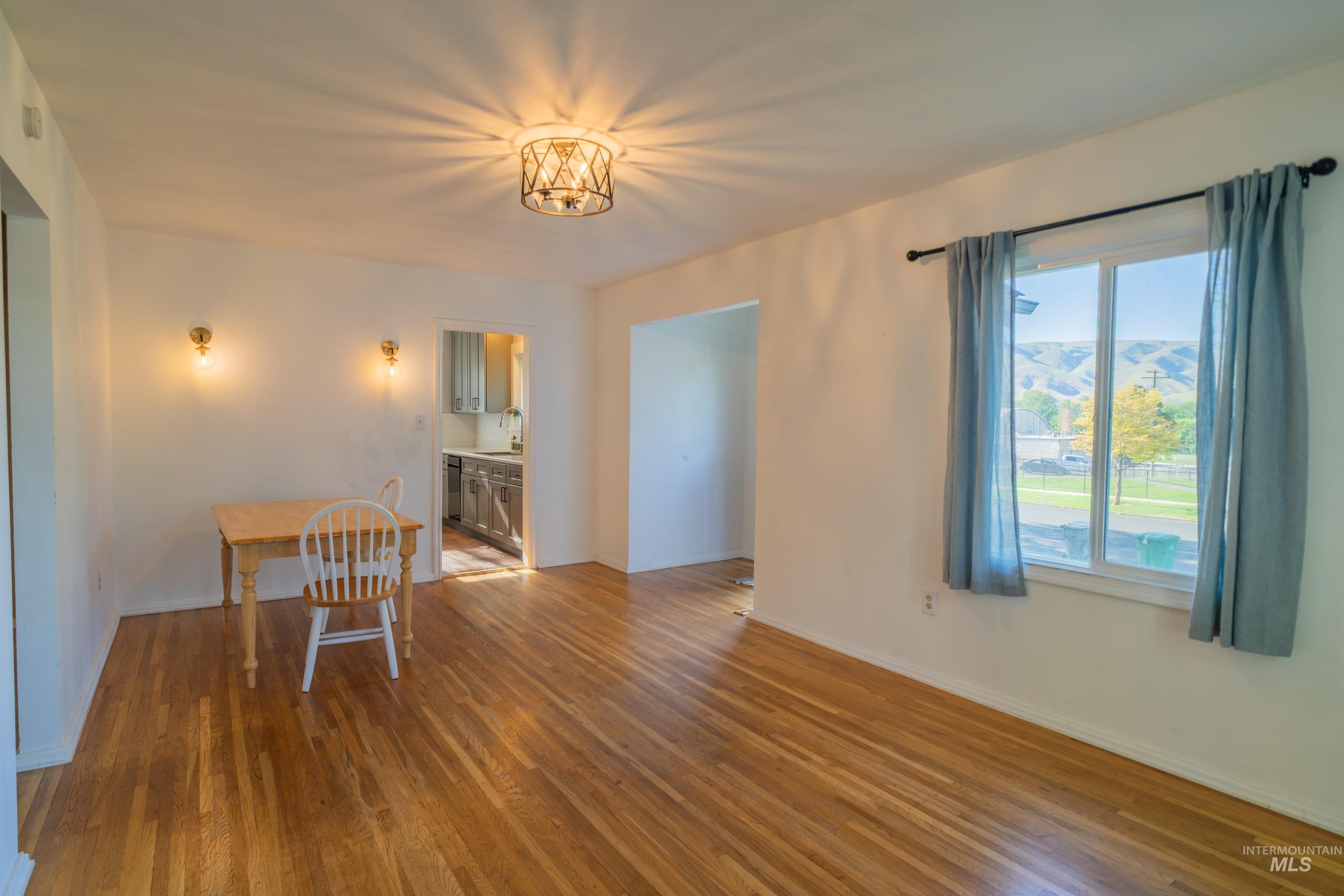 1606 13th ave., Lewiston, Idaho 83501, 3 Bedrooms, 2 Bathrooms, Residential For Sale, Price $319,999, 98985760