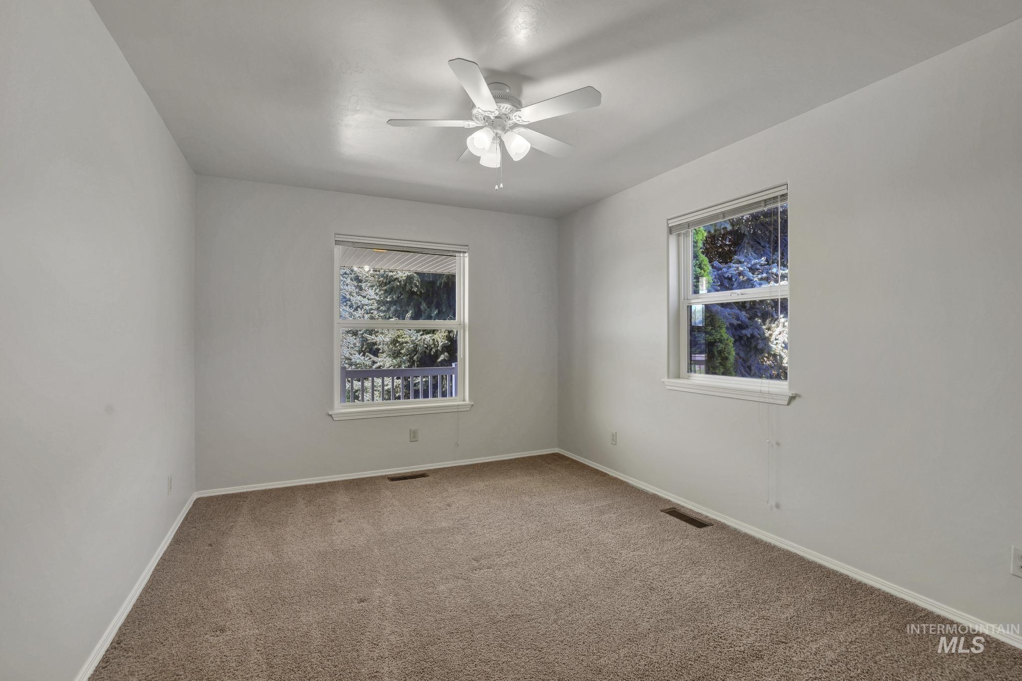 580 S 100 W, Jerome, Idaho 83338, 3 Bedrooms, 3 Bathrooms, Residential For Sale, Price $675,000,MLS 98985762