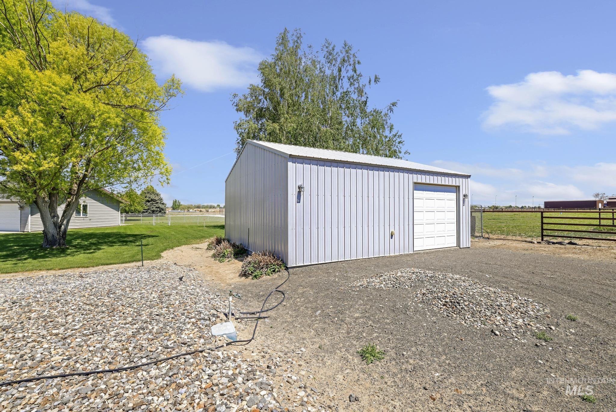 580 S 100 W, Jerome, Idaho 83338, 3 Bedrooms, 3 Bathrooms, Residential For Sale, Price $675,000,MLS 98985762