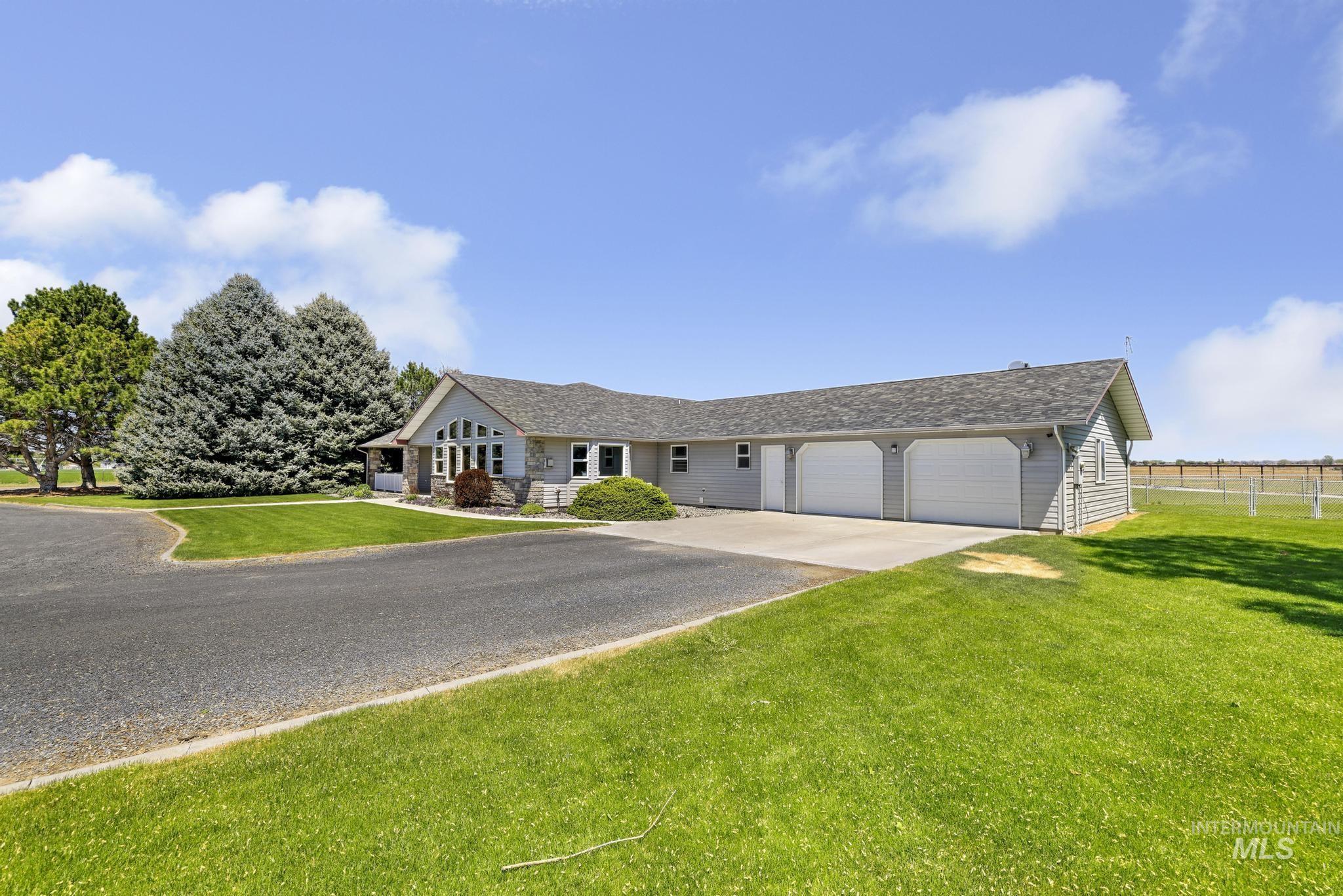 580 S 100 W, Jerome, Idaho 83338, 3 Bedrooms, 3 Bathrooms, Residential For Sale, Price $675,000,MLS 98985762