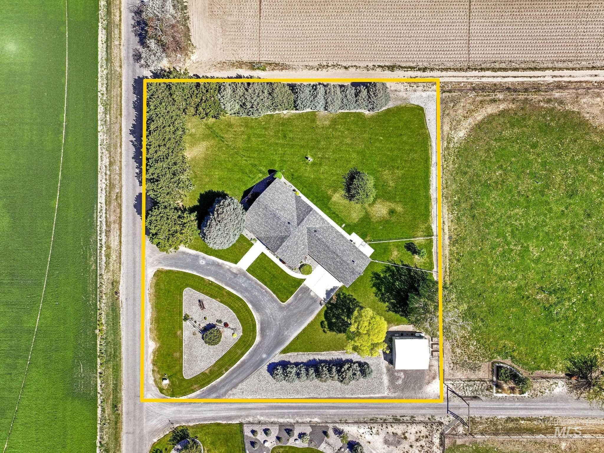 580 S 100 W, Jerome, Idaho 83338, 3 Bedrooms, 3 Bathrooms, Residential For Sale, Price $675,000,MLS 98985762