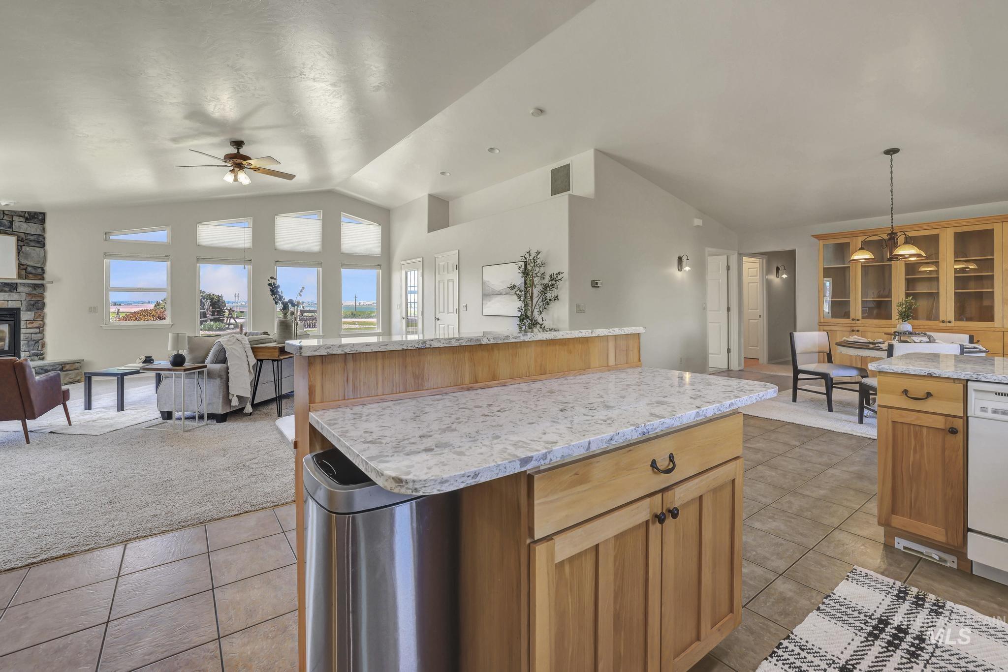 580 S 100 W, Jerome, Idaho 83338, 3 Bedrooms, 3 Bathrooms, Residential For Sale, Price $675,000,MLS 98985762