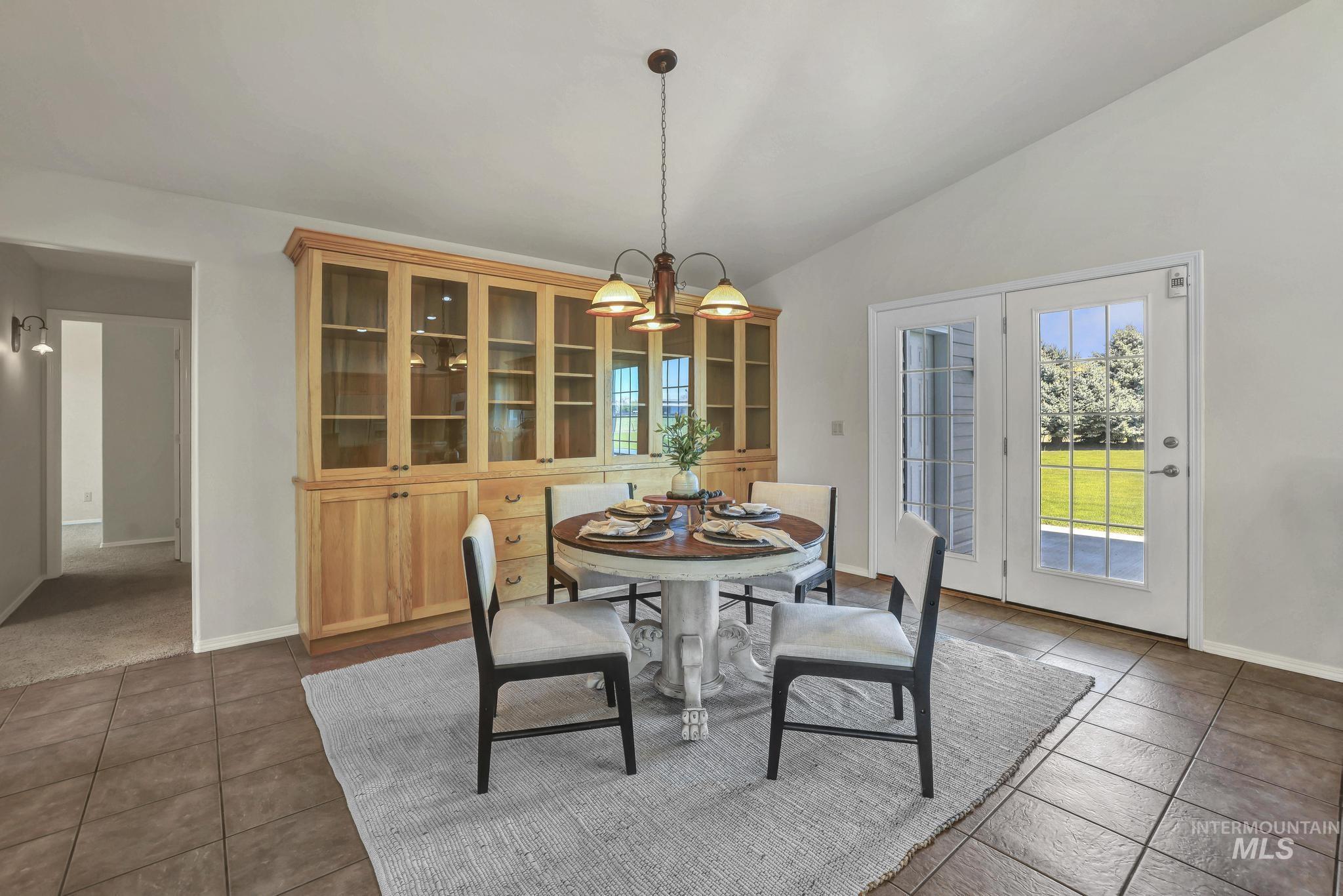 580 S 100 W, Jerome, Idaho 83338, 3 Bedrooms, 3 Bathrooms, Residential For Sale, Price $675,000,MLS 98985762