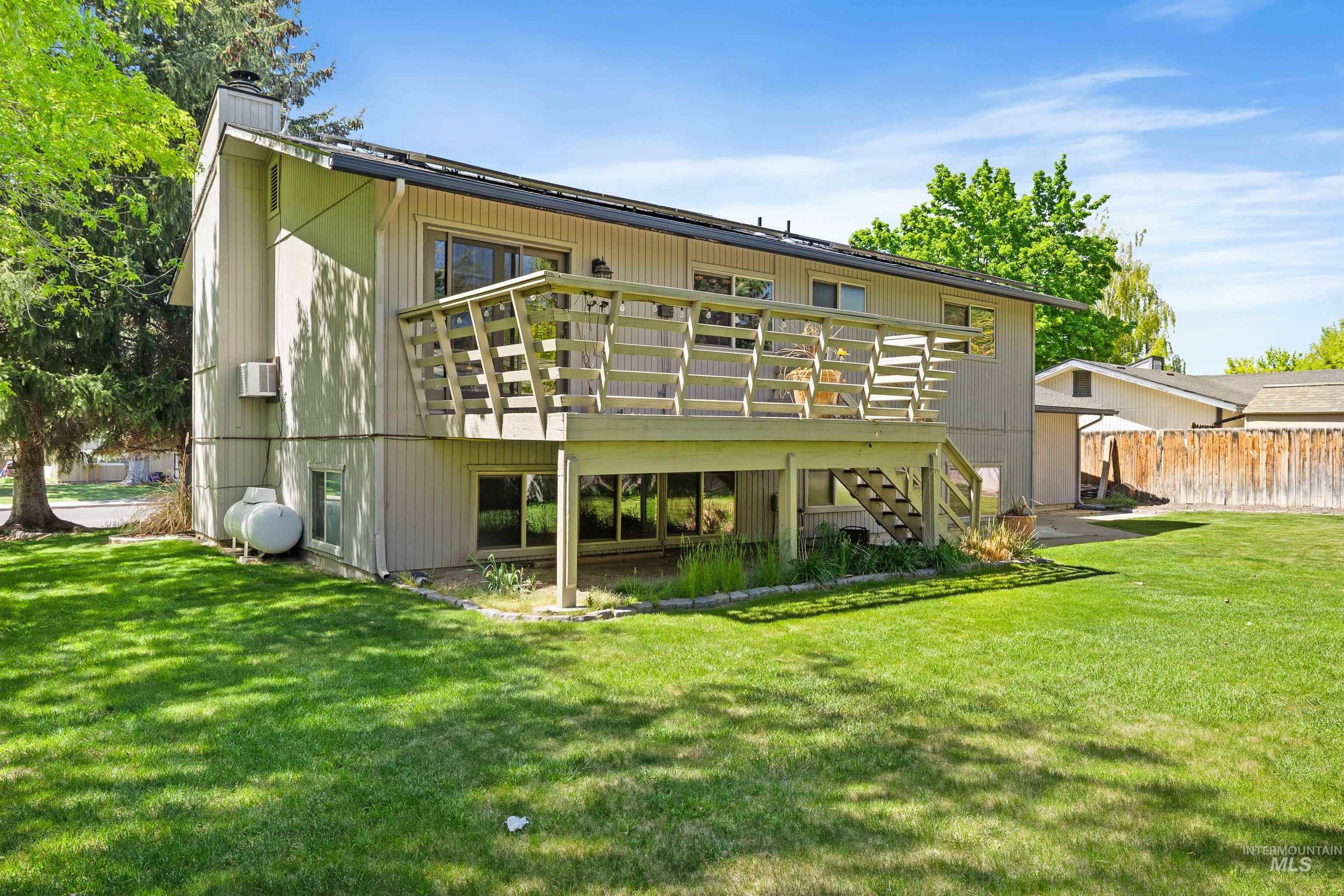764 Meadows Dr., Twin Falls, Idaho 83301-3827, 4 Bedrooms, 2 Bathrooms, Residential For Sale, Price $339,900,MLS 98985766