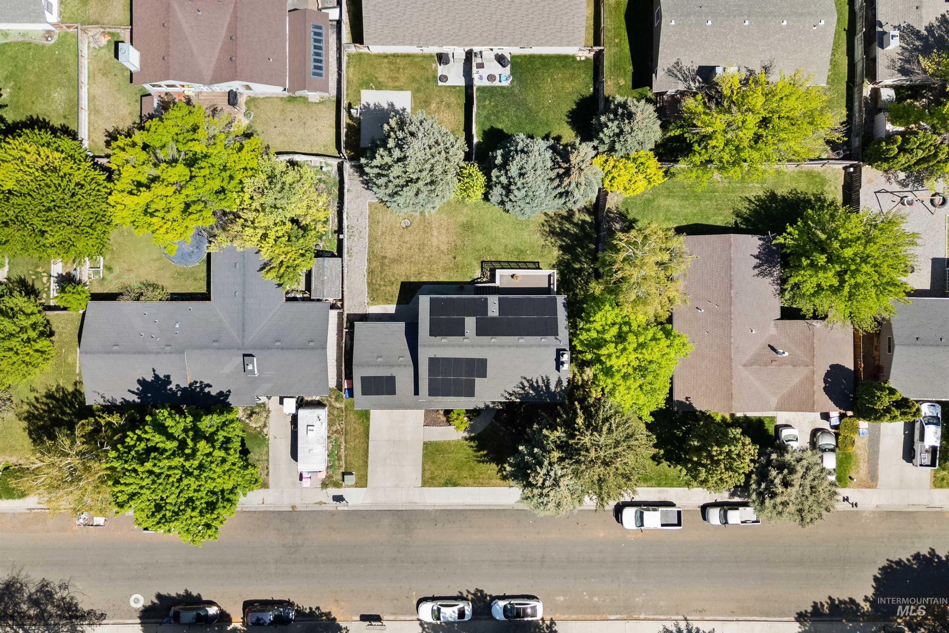 764 Meadows Dr., Twin Falls, Idaho 83301-3827, 4 Bedrooms, 2 Bathrooms, Residential For Sale, Price $339,900,MLS 98985766