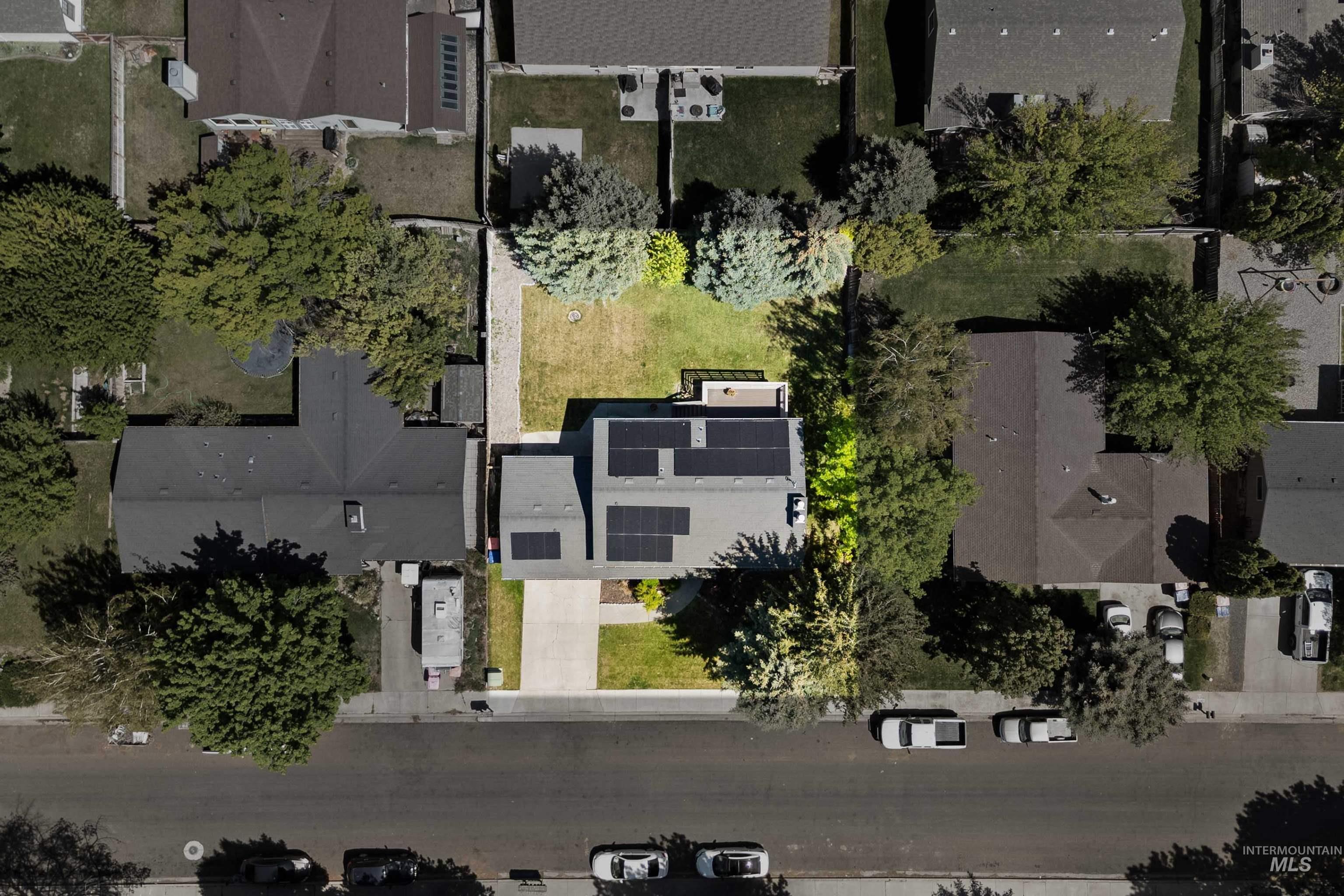 764 Meadows Dr., Twin Falls, Idaho 83301-3827, 4 Bedrooms, 2 Bathrooms, Residential For Sale, Price $339,900,MLS 98985766