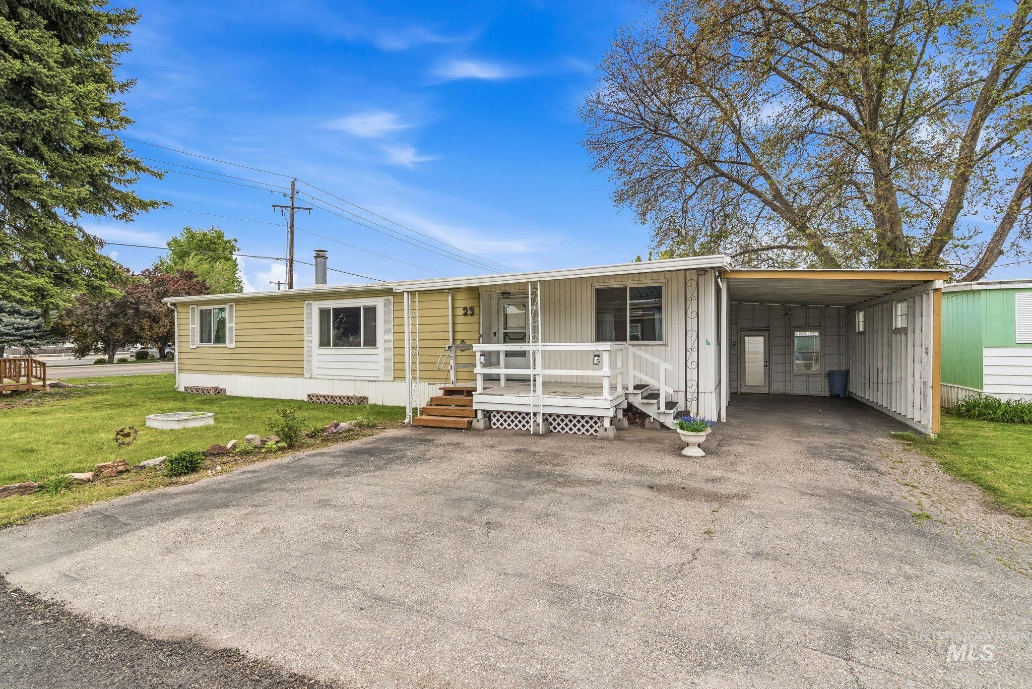 1401 N Midland Blvd, Nampa, Idaho 83651, 3 Bedrooms, 2 Bathrooms, Residential For Sale, Price $89,900,MLS 98985769